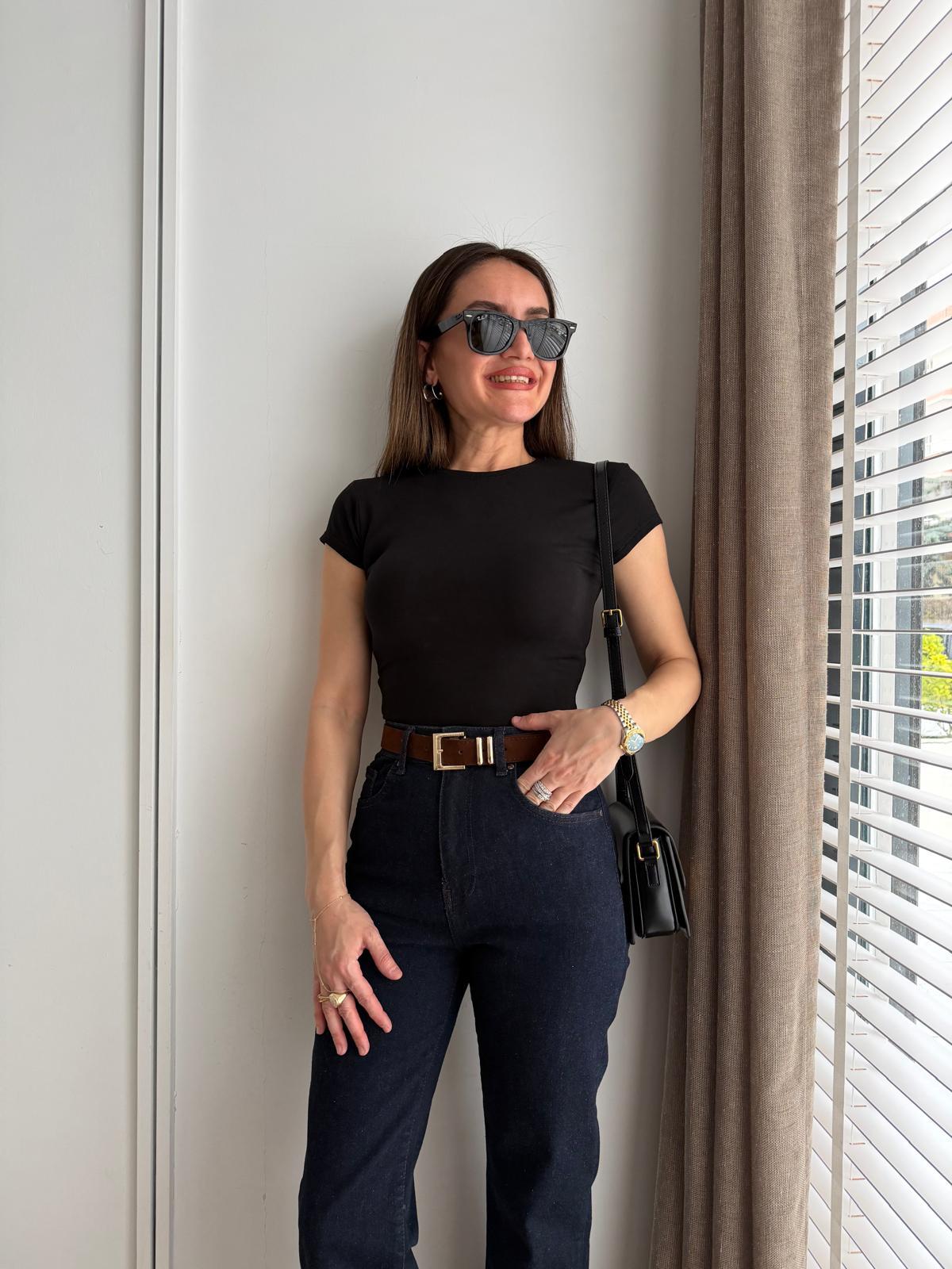 Siyah Bisiklet Yaka Basic Tshirt 32761