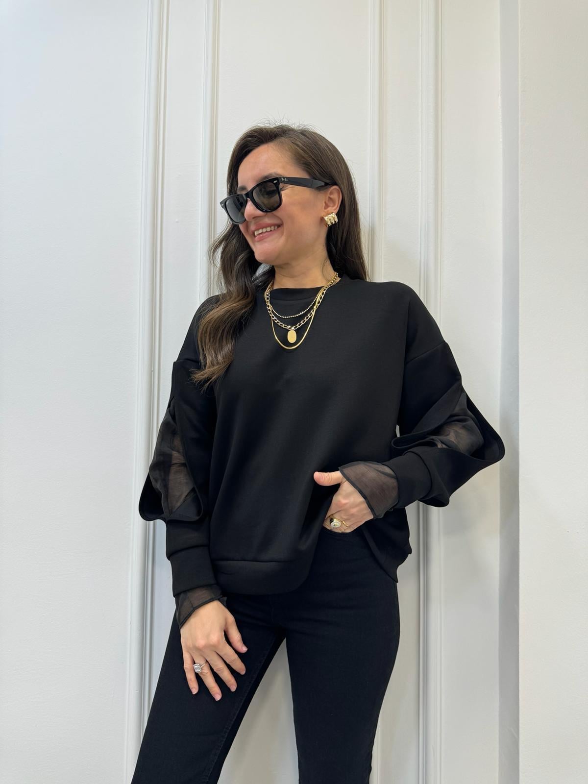 Siyah Bisiklet Yaka Kol Detaylı Tasarım Sweatshirt 2868