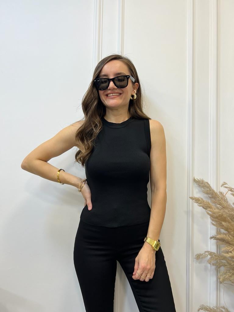 Siyah Bisiklet Yaka Sıfır Kol Atlet 3360