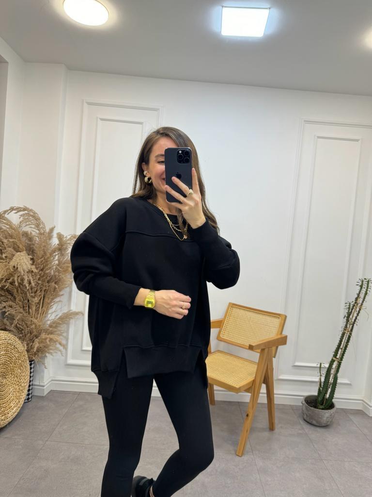 Siyah Bisiklet Yaka Yırtmaçlı Geniş Manşetli Sweatshirt E013