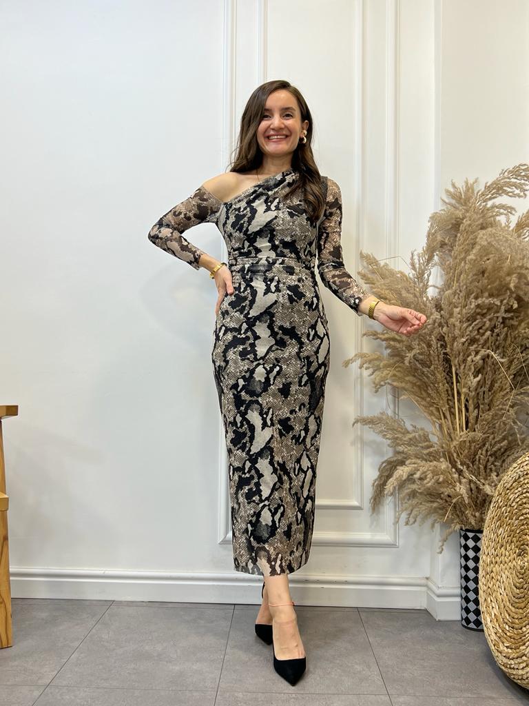 Siyah Camel Yılan Desenli Kol Detaylı Drapeli Elbise 31933