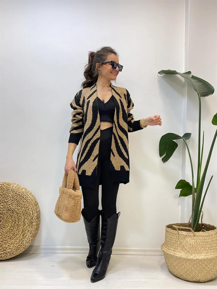 Siyah Camel Zebra Desen Yün Hırka 3190