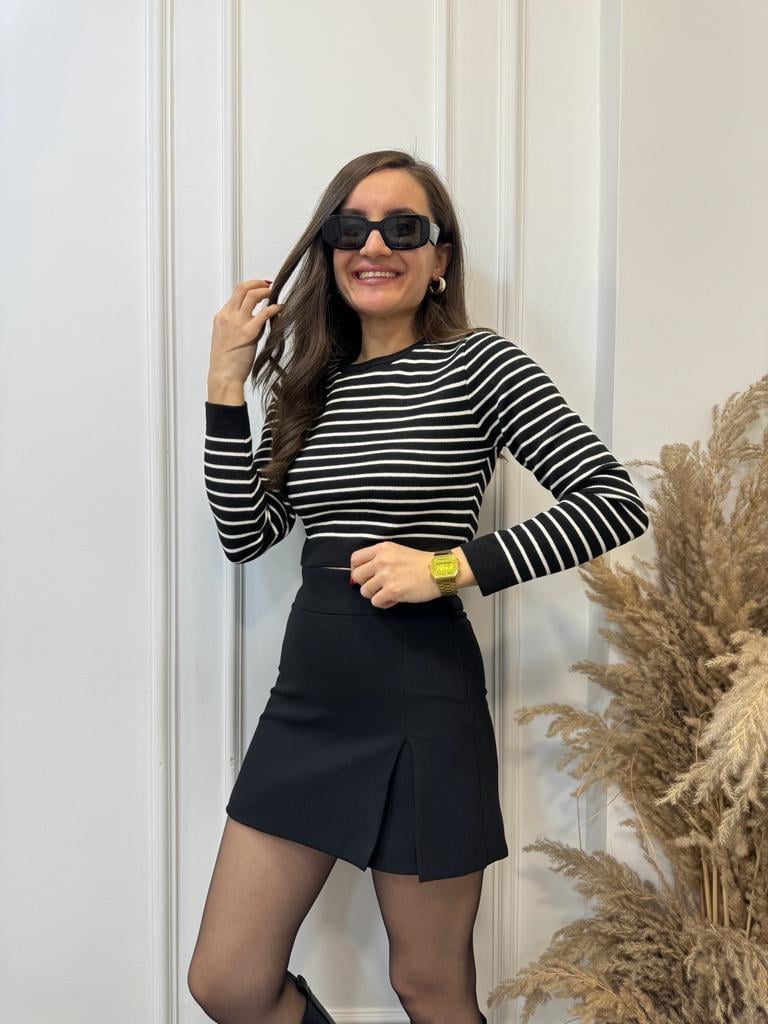 Siyah Çizgili Uzun Kollu Crop 4161