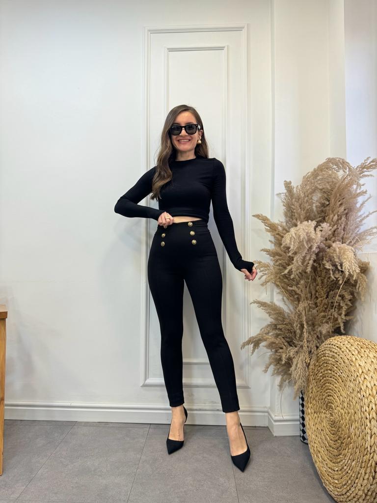 Siyah Düğme Detaylı Streç Pantolon 70376