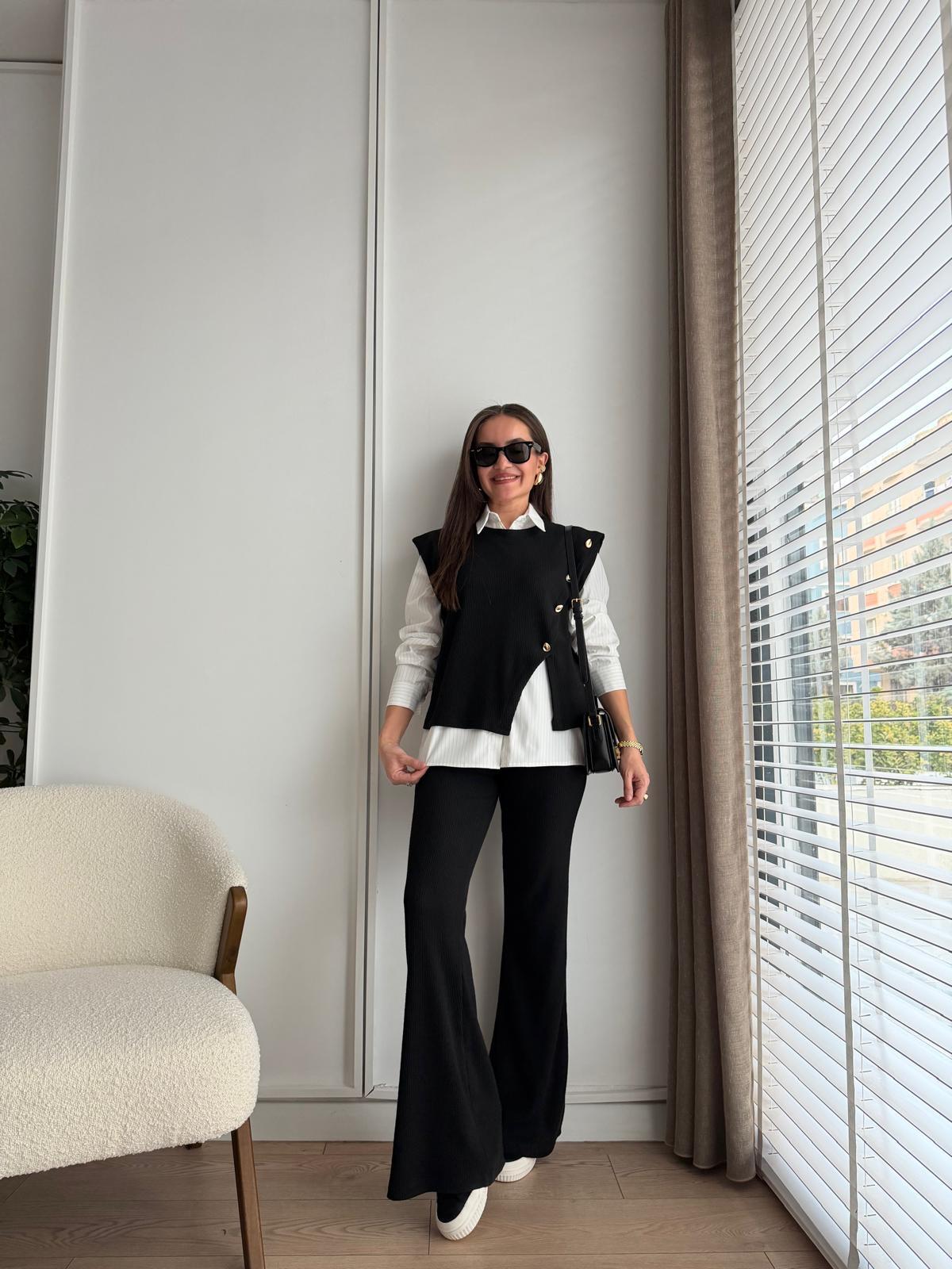 Siyah Düğme Detaylı Yumoş Üçlü Takım 36602