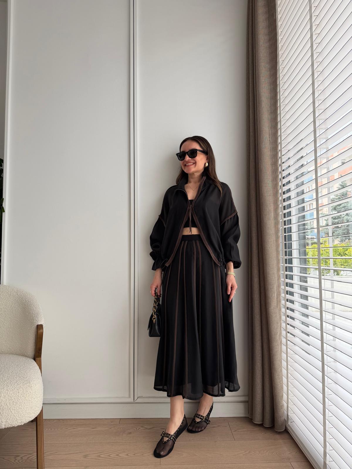 Siyah Fermuarlı Biye Detaylı Etekli Takım 2796