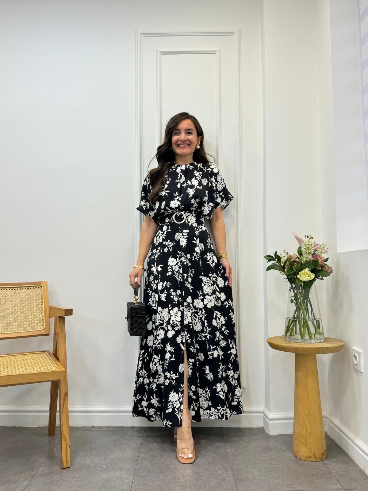 Siyah Göğüs Pileli Yarasa Kol Viskon Elbise 3106