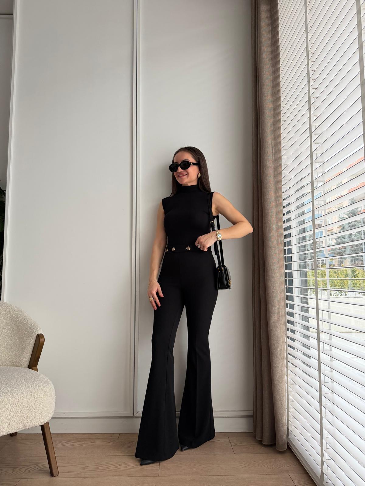 Siyah Gold Düğme Detaylı İspanyol Paça Pantolon 37068