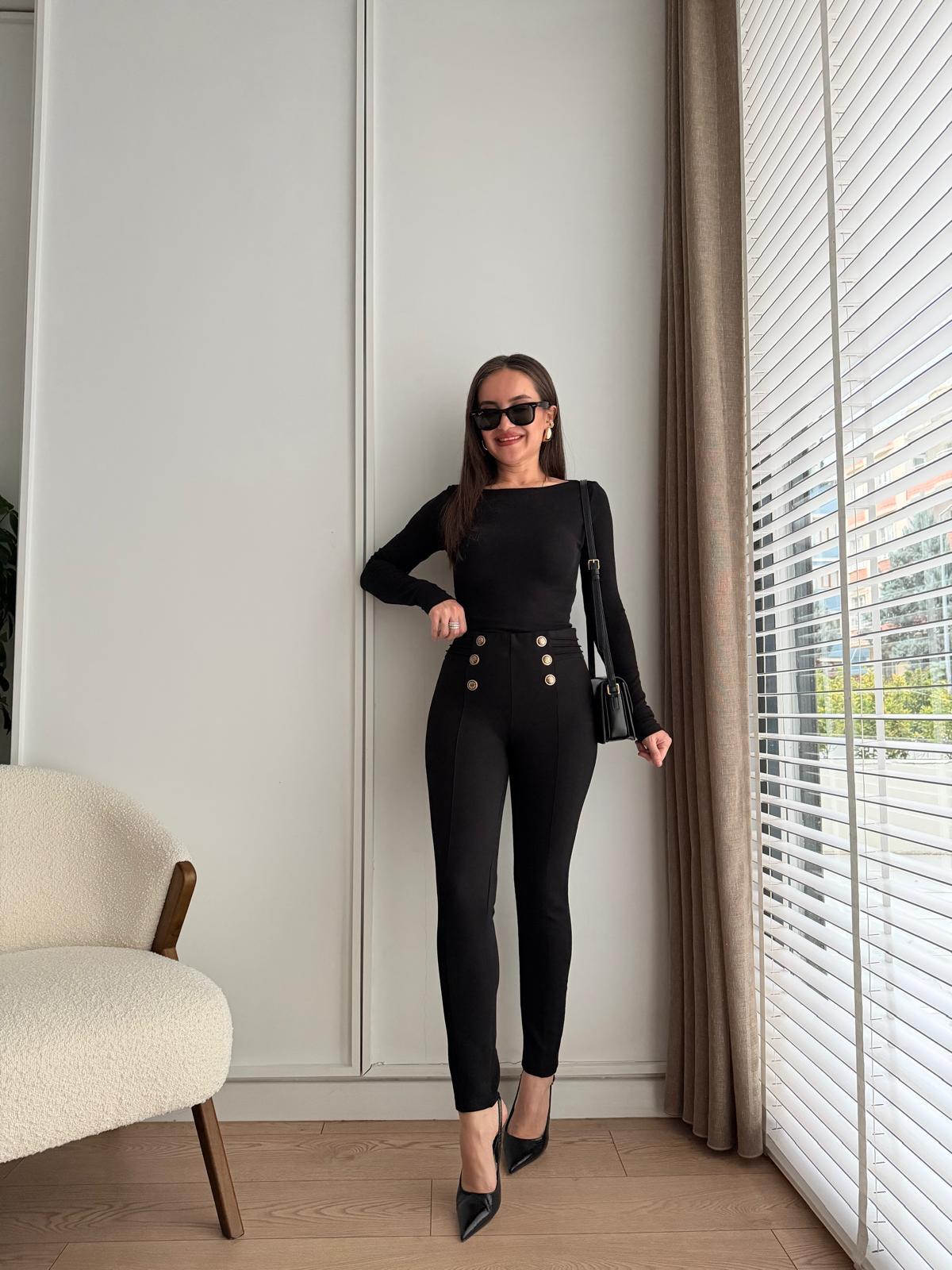 Siyah Gold Düğmeli Tayt Pantolon 6945