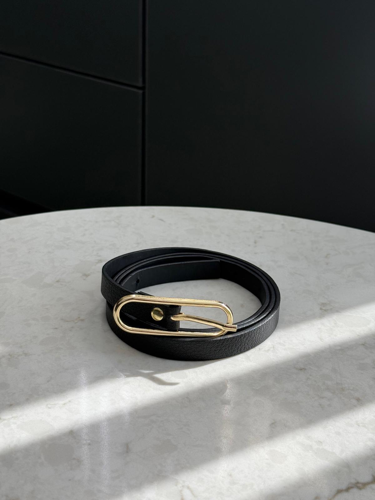 Siyah Gold Tokalı Geniş Oval İnce Kemer SB38