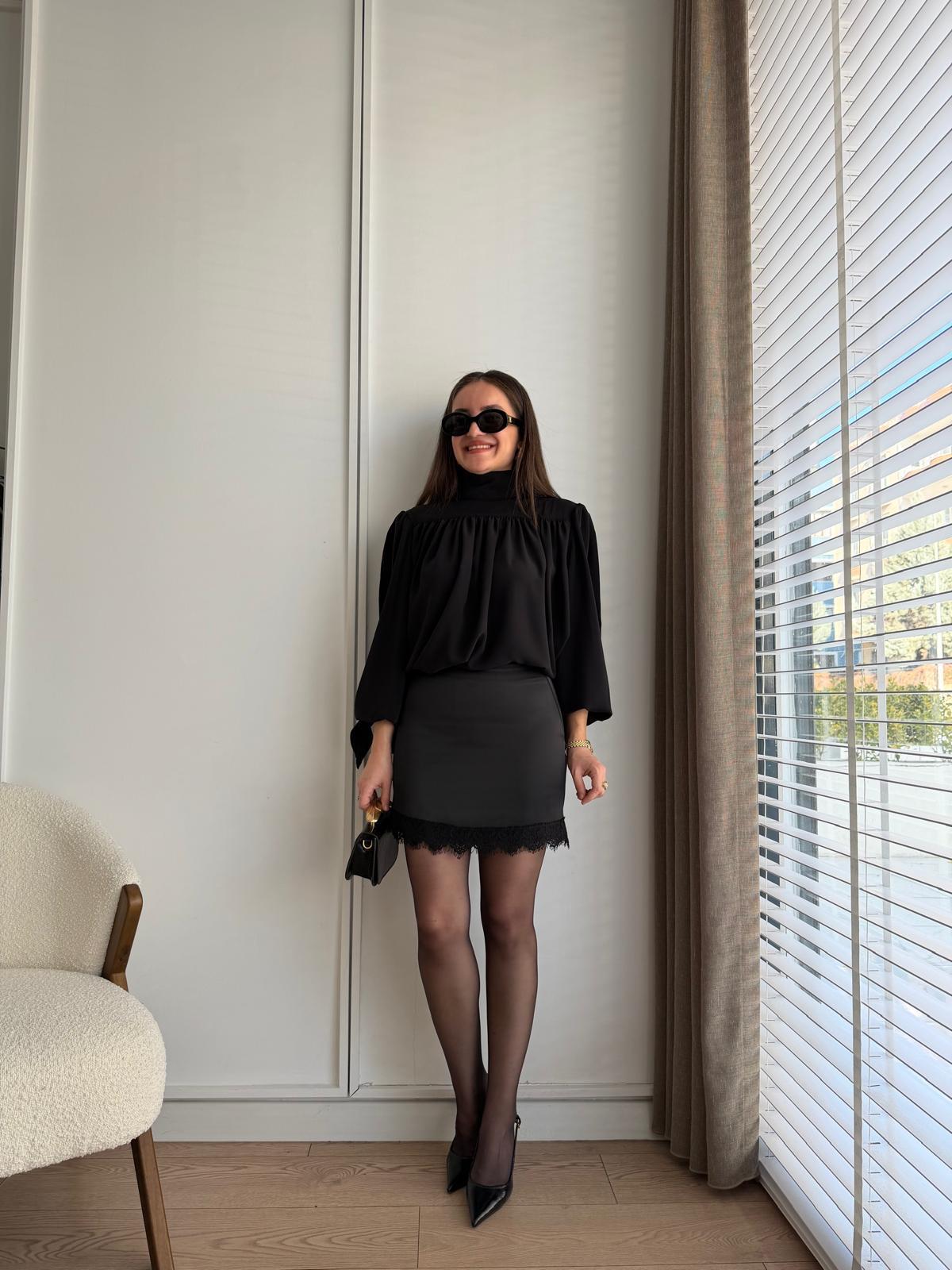 Siyah Güpür Detaylı Mini Boy Saten Etek 17331