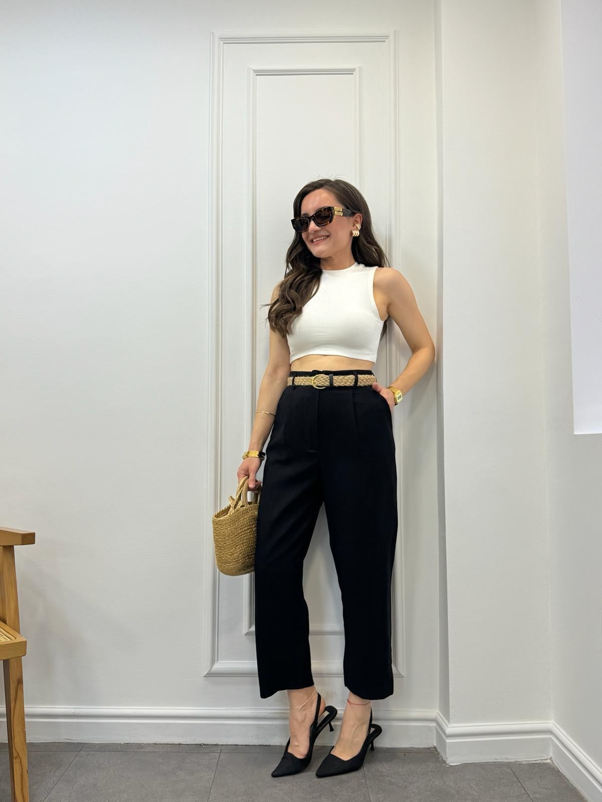 Siyah Hasır Kemer Detaylı Keten Pantolon 50880