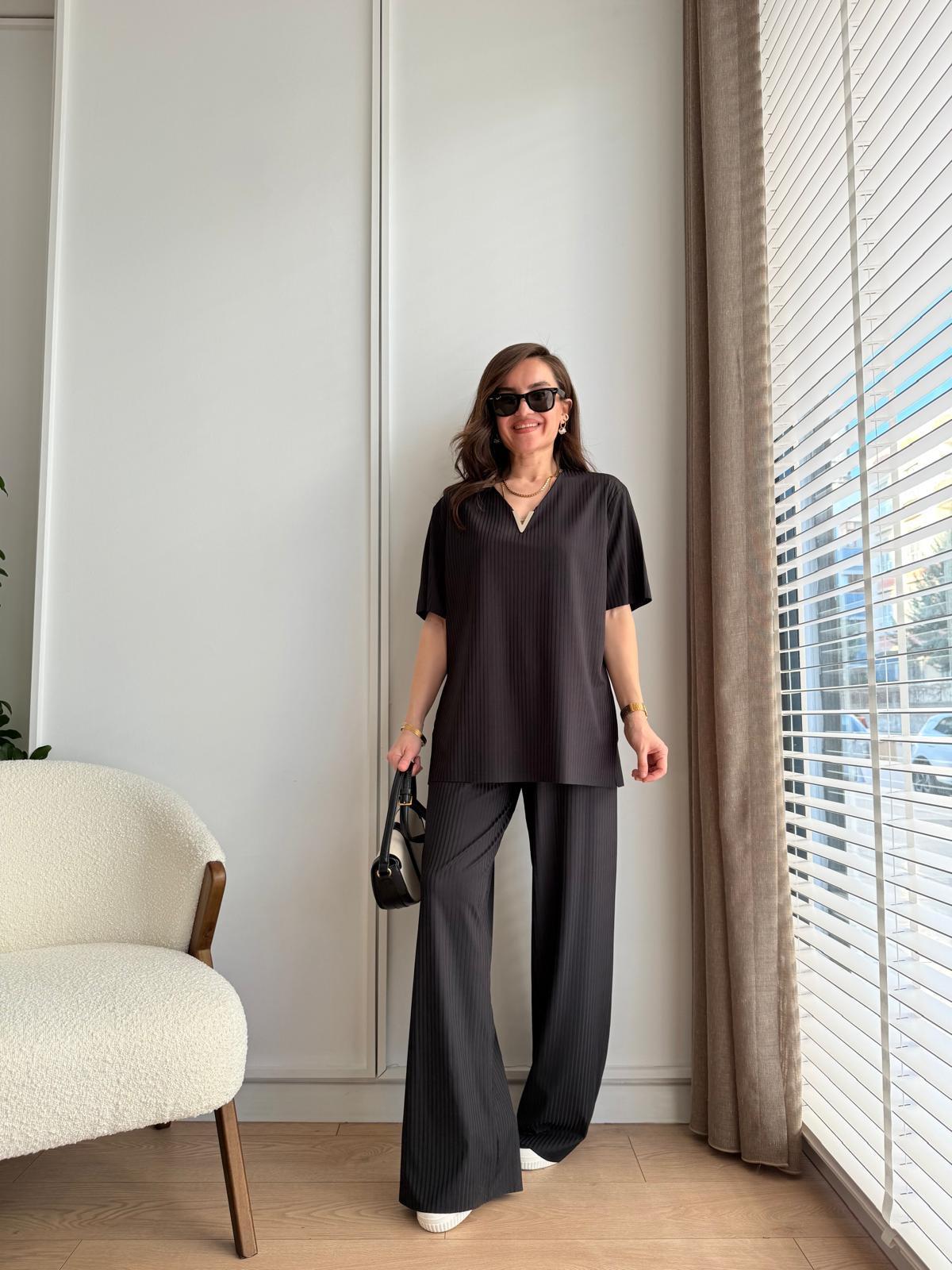 Siyah Kaşkorse Kumaş Ön Toka Detaylı Bluz Pantolon Takım 21603