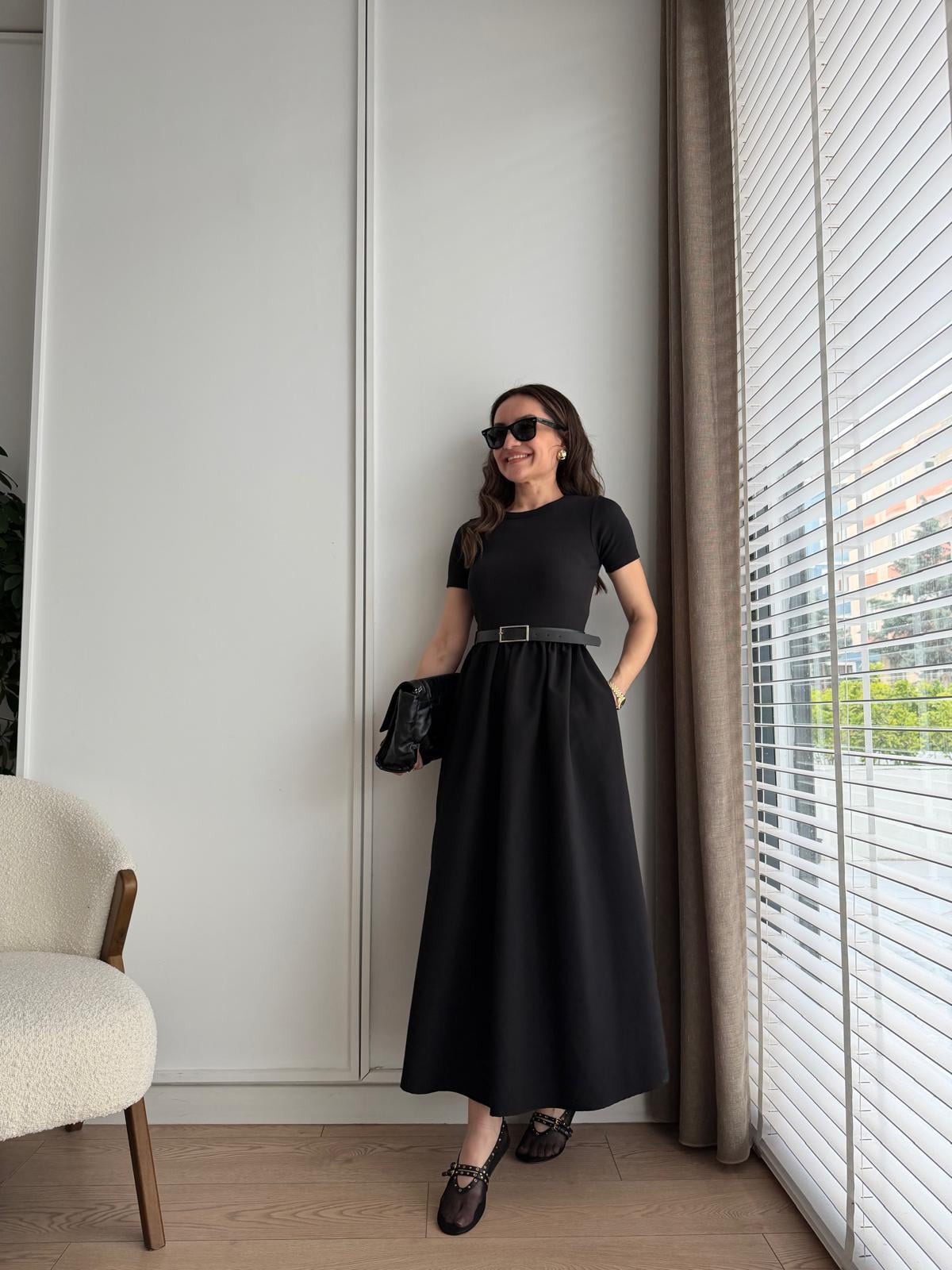 Siyah Kemerli Eteği Poplin Elbise 4113