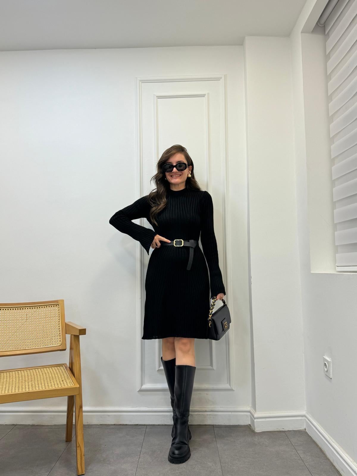 Siyah Kol Detaylı Kısa Triko Elbise 0928