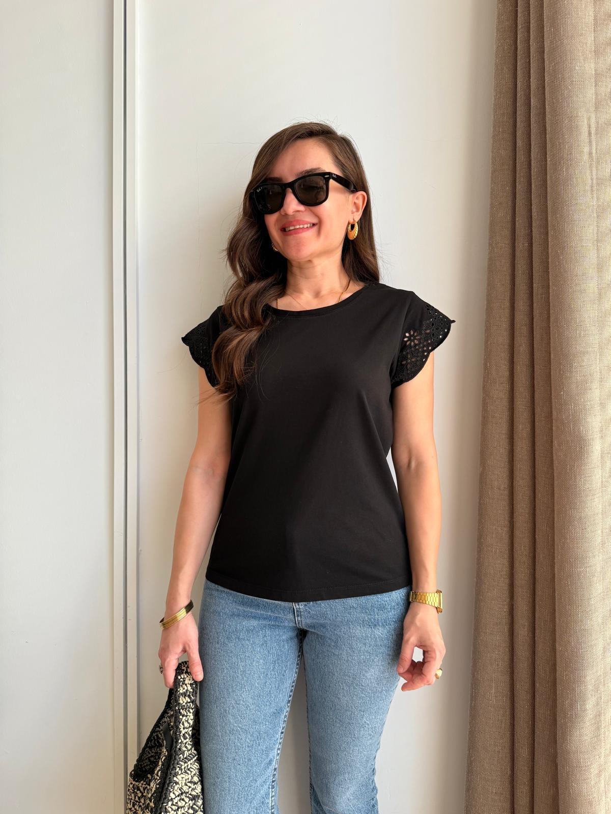 Siyah Kolu Dantelli Tshirt 2982