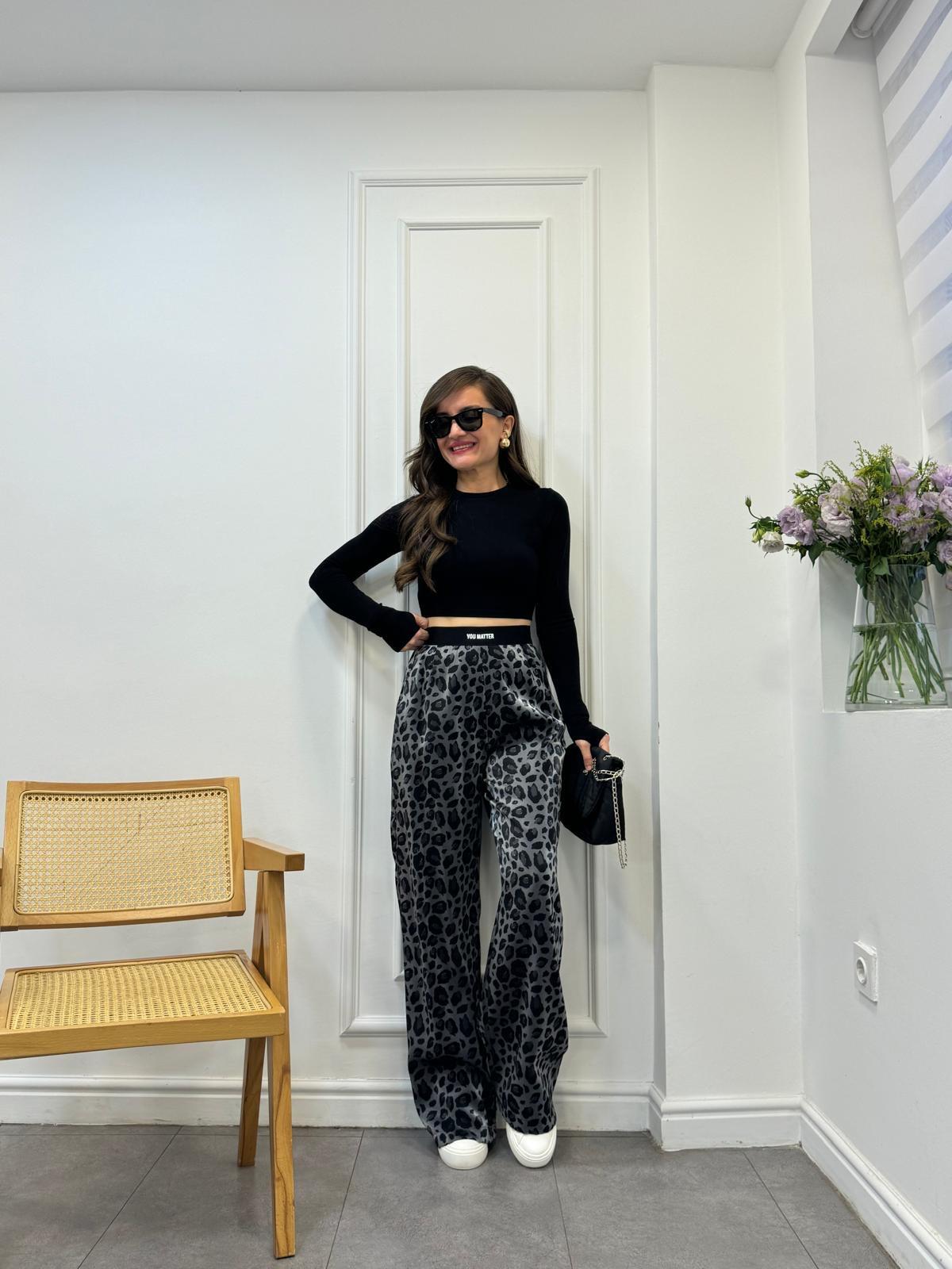 Siyah Leopar Desen Bel Lastikli Pantolon 240905