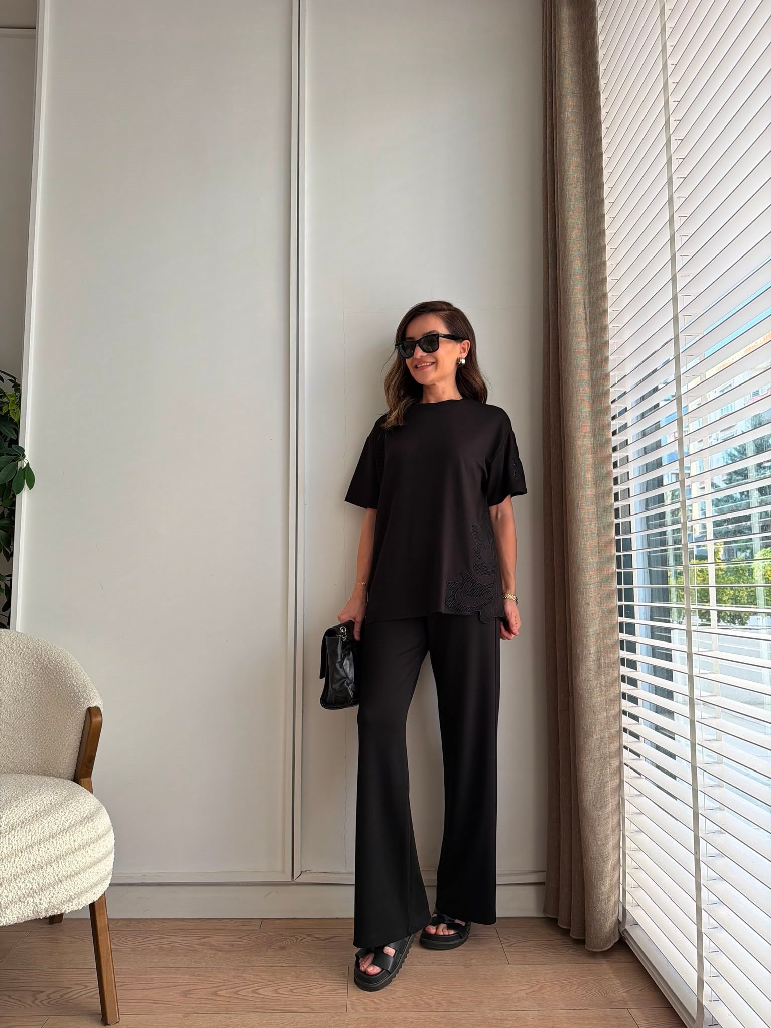 Siyah Marka Model Tasarım Takım 2444