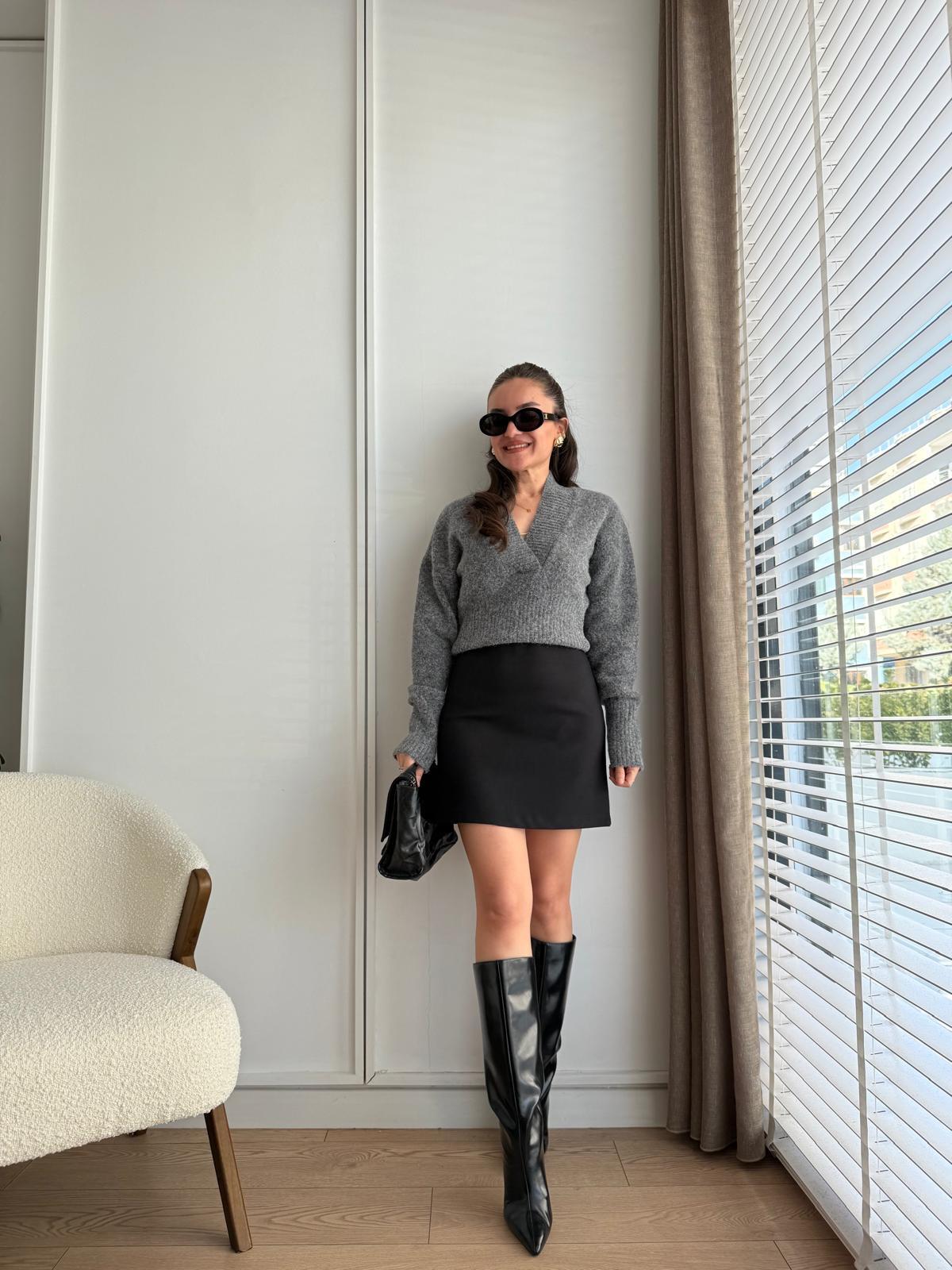 Siyah Mini Boy Etek 241066