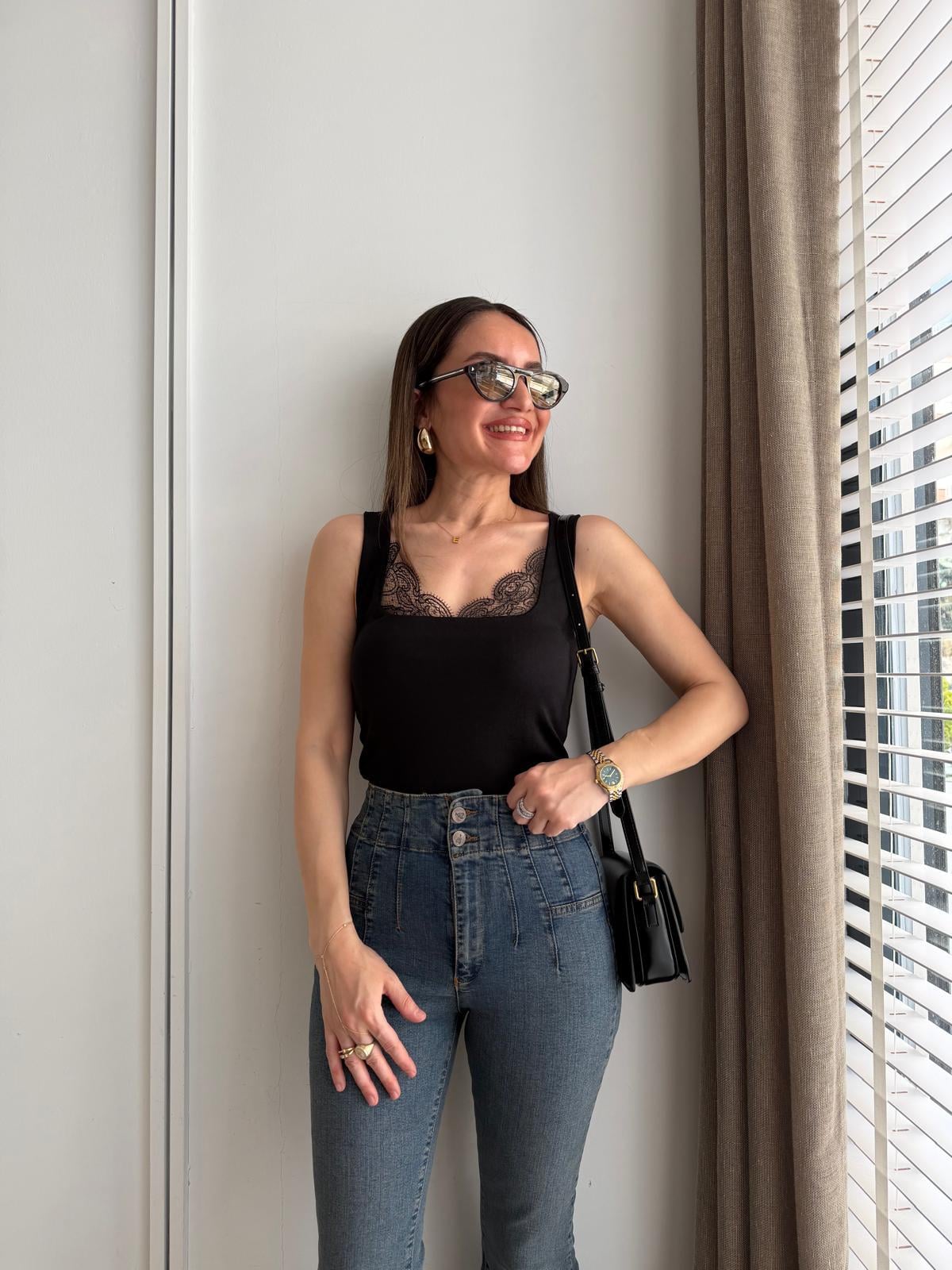 Siyah Ön Dantel Detaylı Atlet 1677