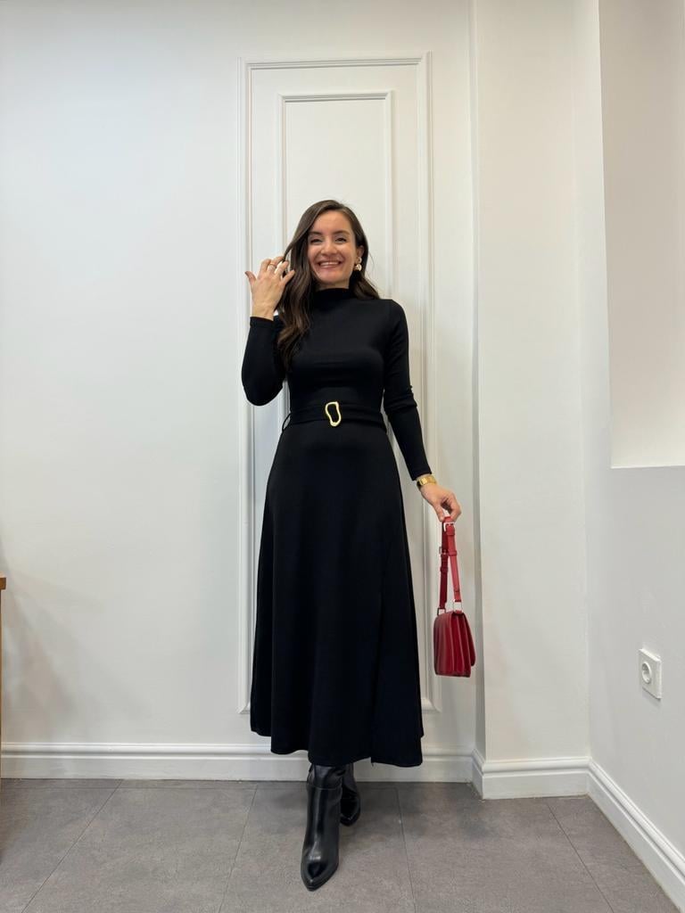 Siyah Ön Yırtmaç Detaylı Kemerli Kaşkorse Elbise 4100