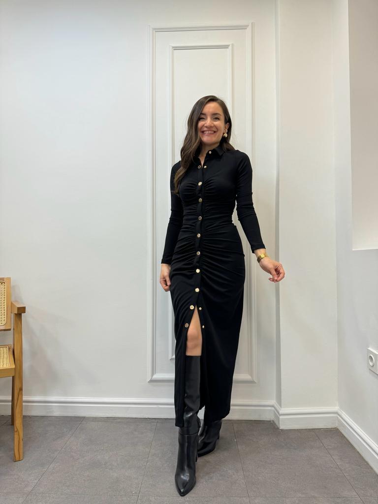 Siyah Önü Büzgü Detaylı Gold Düğmeli Gömlek Elbise