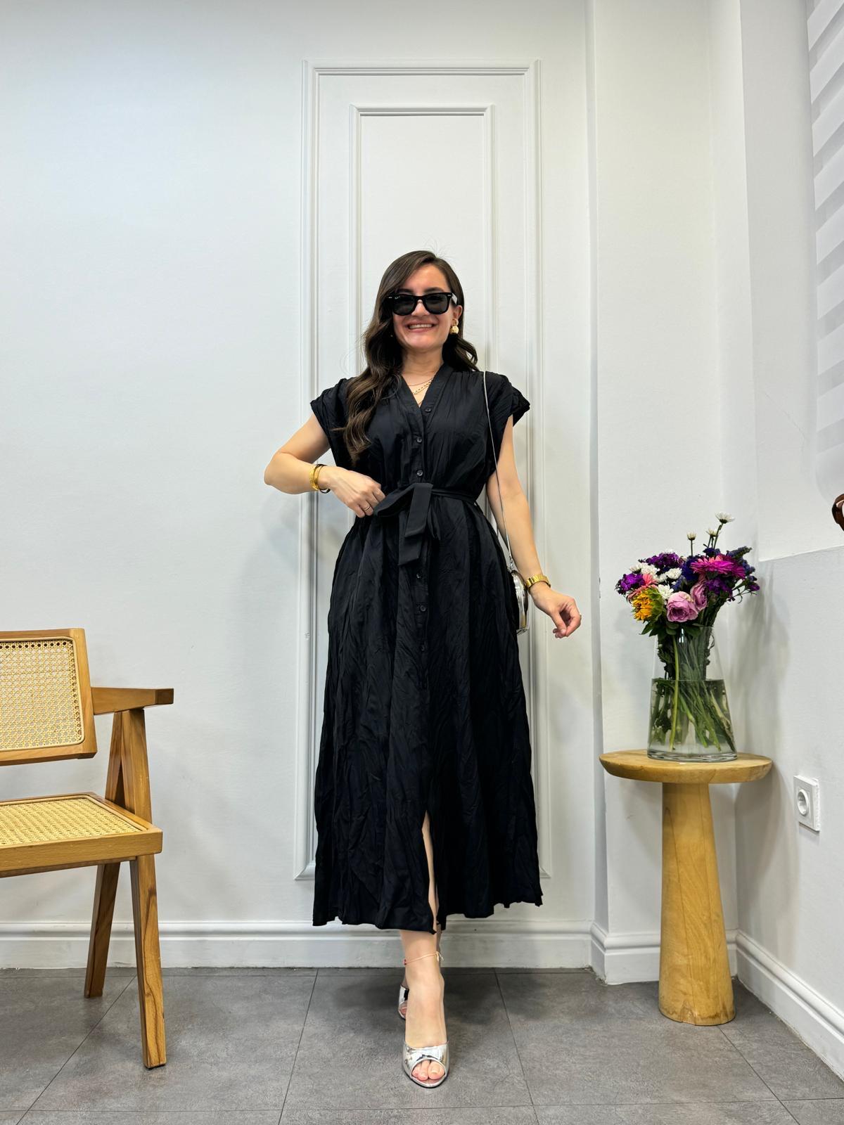 Siyah Önü Düğme Detaylı Midi Boy Elbise 3199