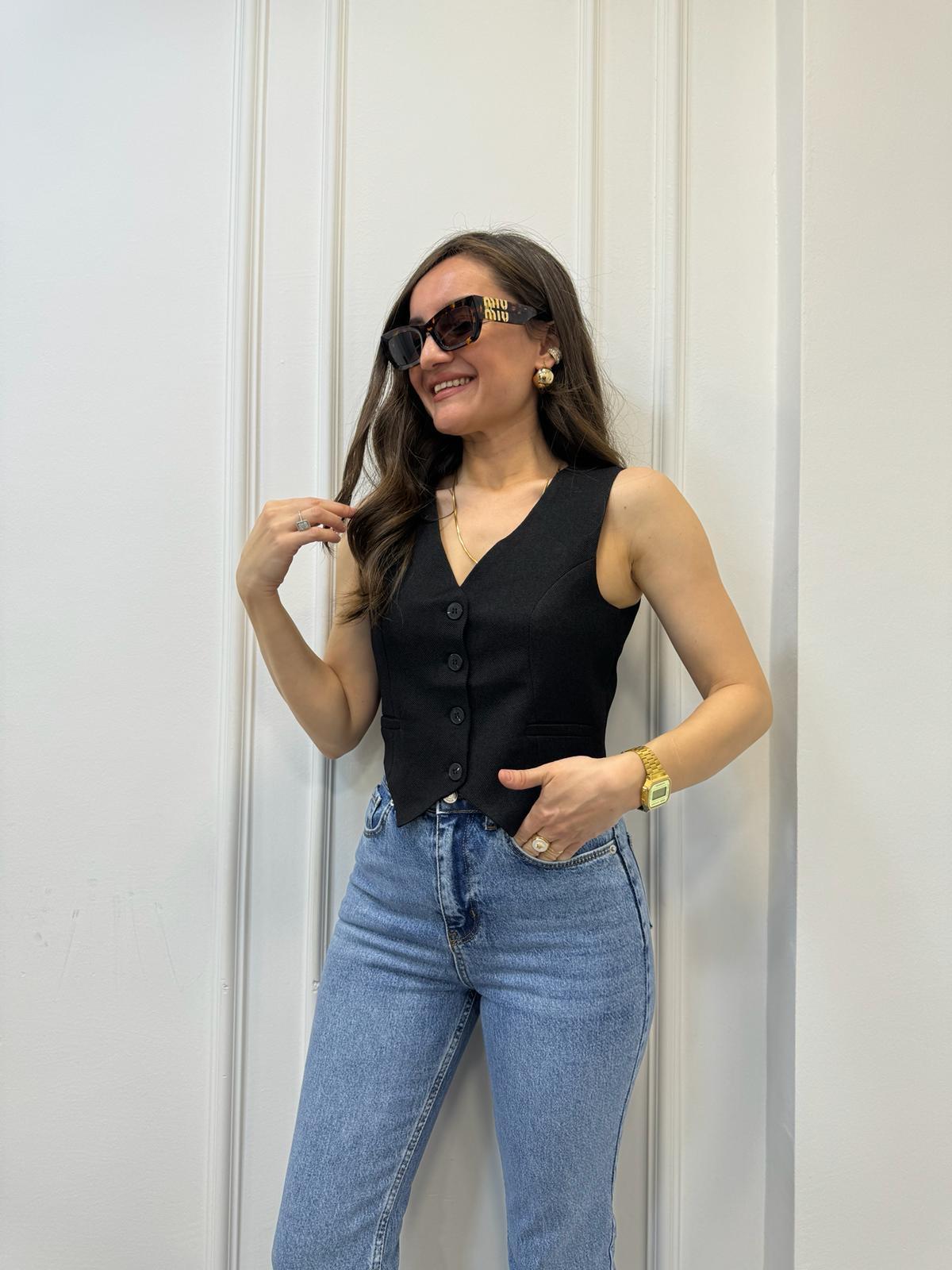 Siyah Önü Düğmeli Yün Efekt Yelek 7074