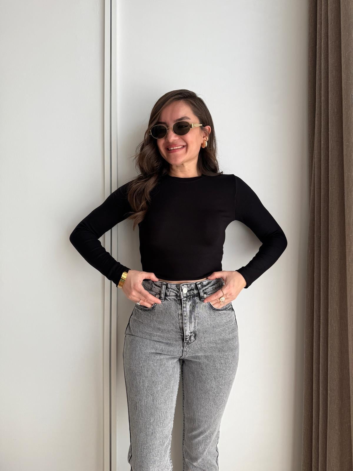 Siyah Orjinal Marka Özel Dokulu Bisiklet Yaka Bluz 32054