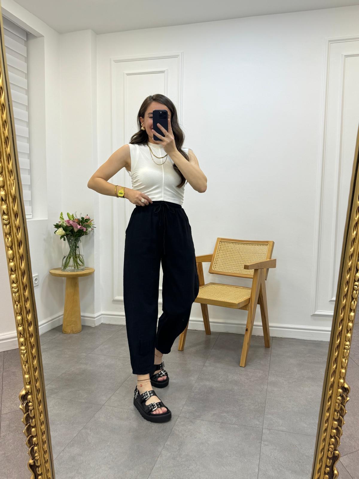 Siyah Paçası Pensli Müslin Kumaş Pantolon 0255