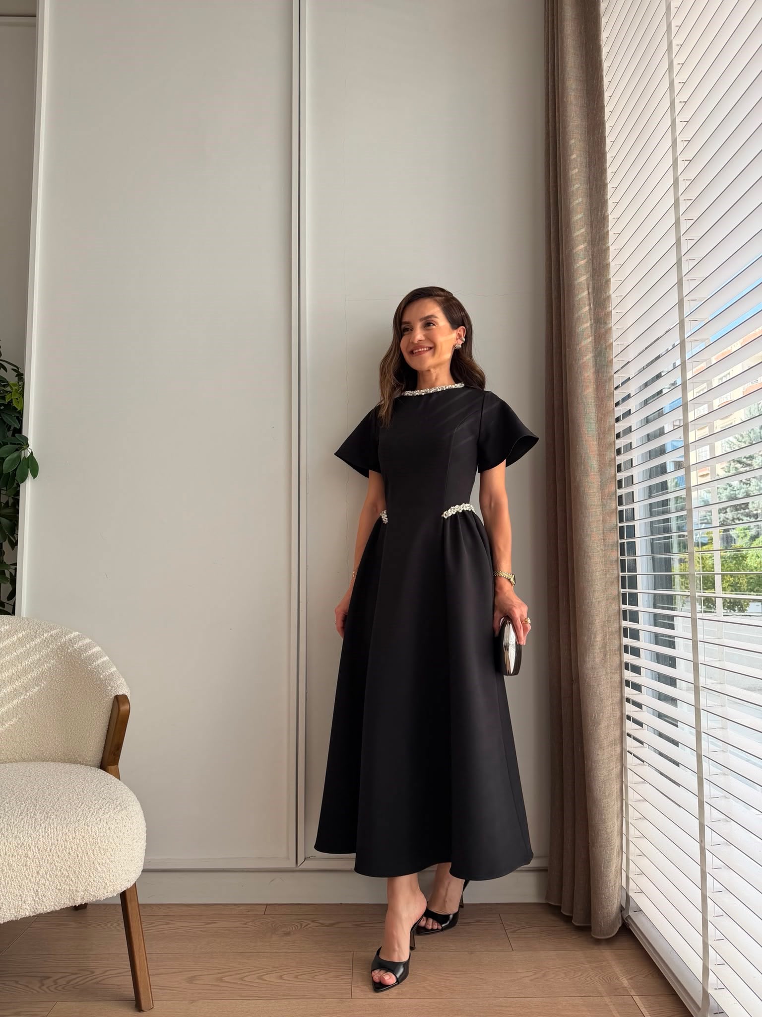 Siyah Prenses Kesim Taş İşlemeli Elbise 3220
