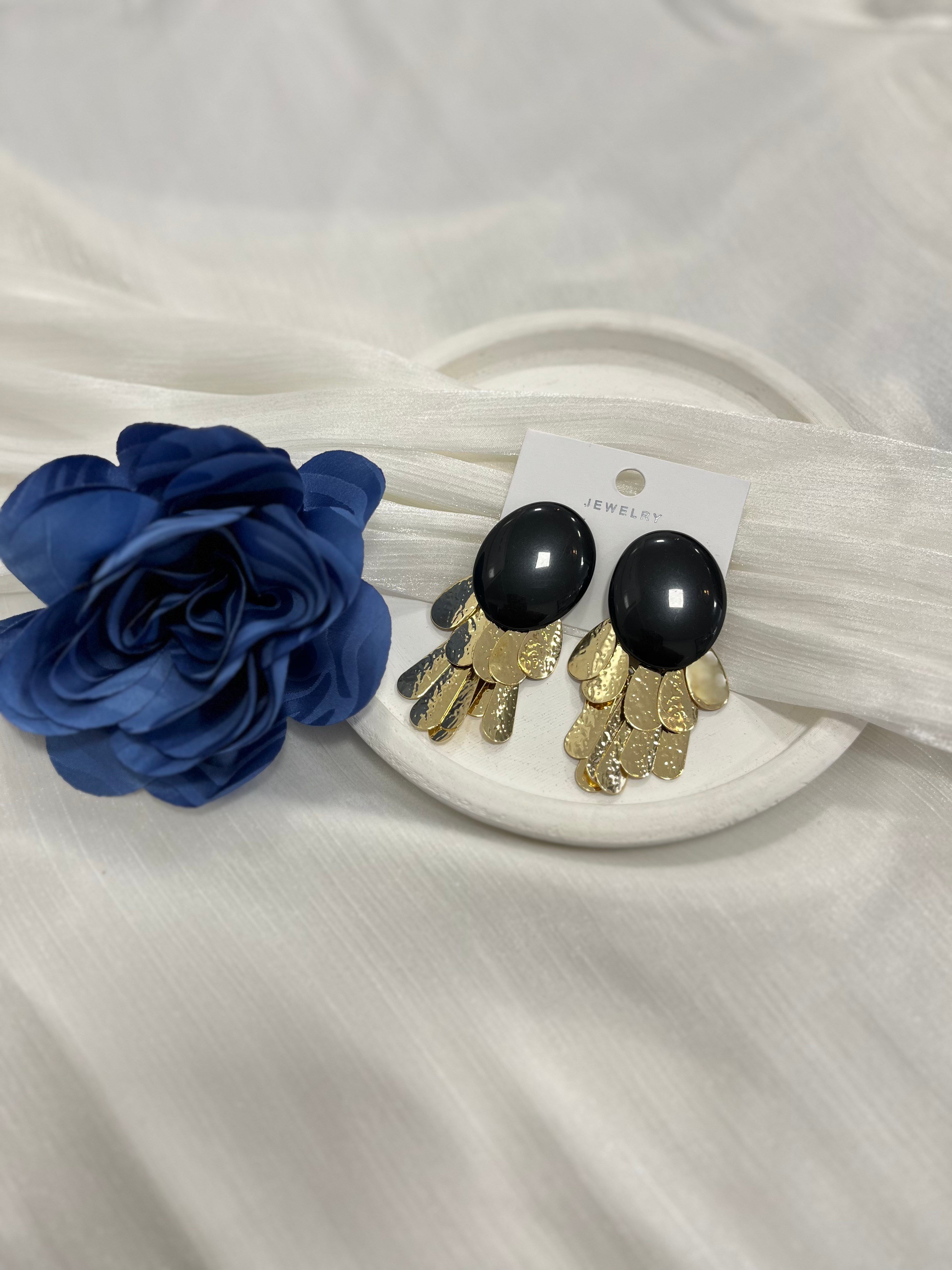 Siyah Sallantılı Küpe KP26