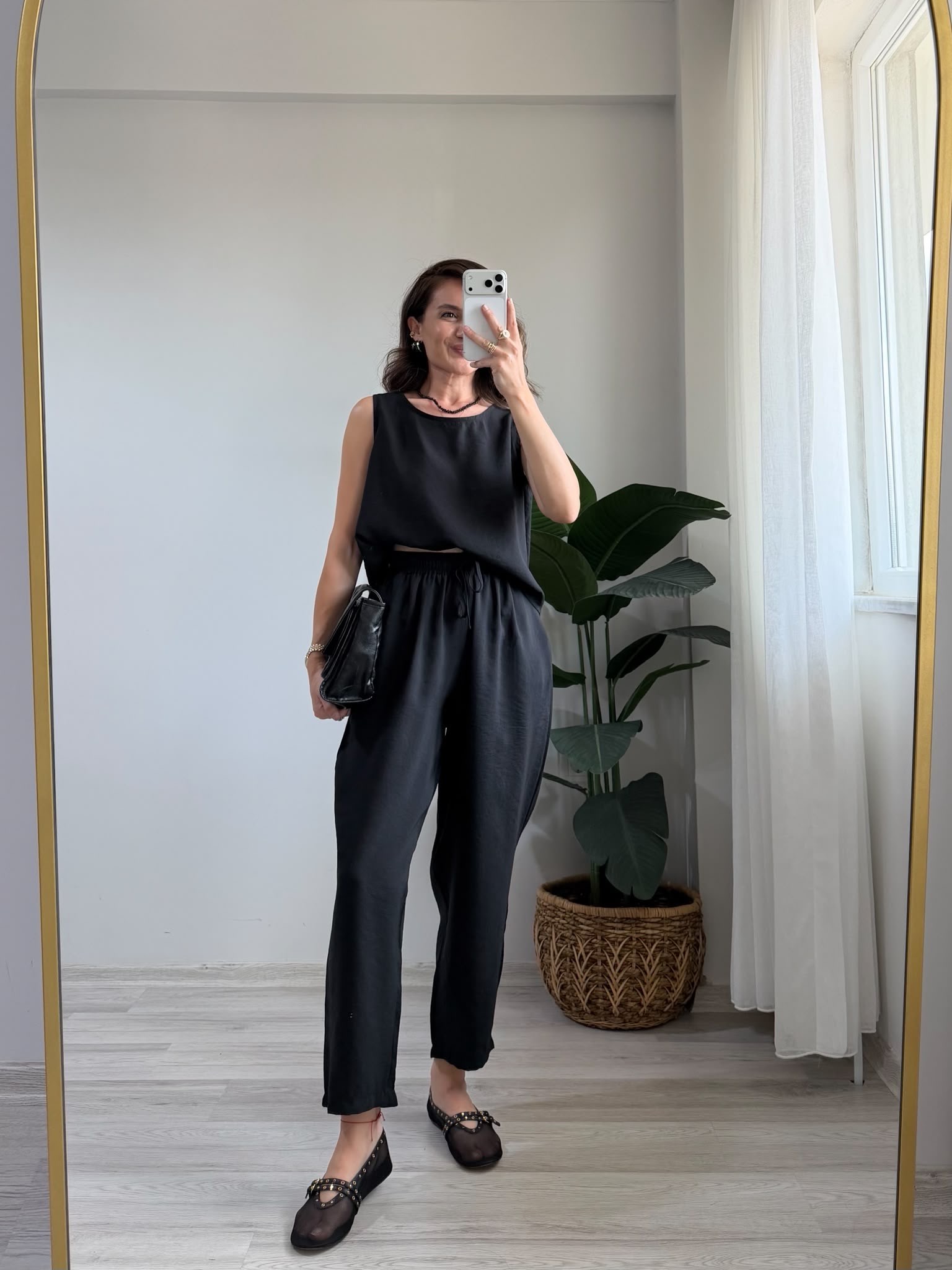 Siyah Sıfır Kol Bluz Pantolon Takım 3089