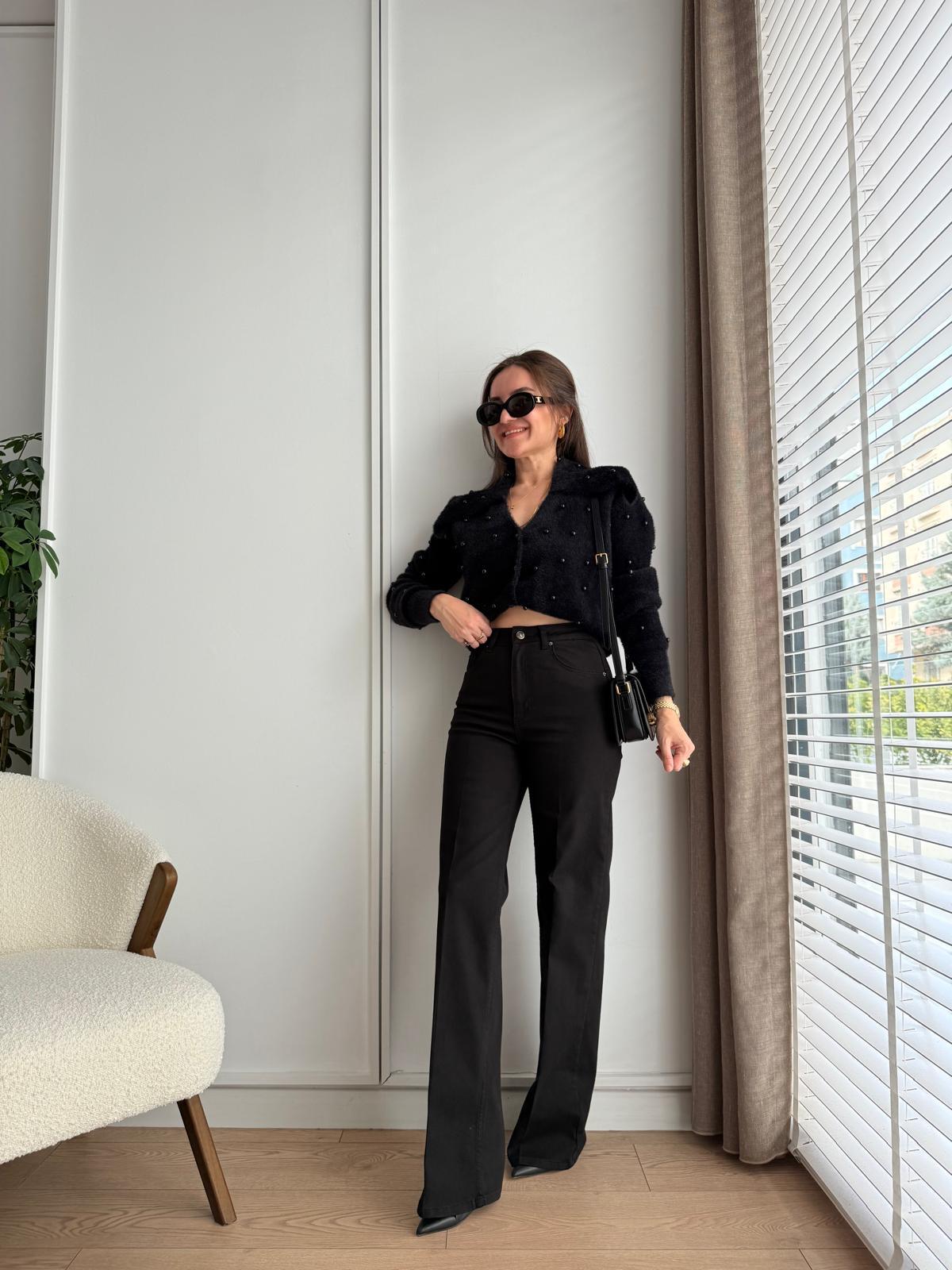 Siyah Ütü İzli Fit Jean D890