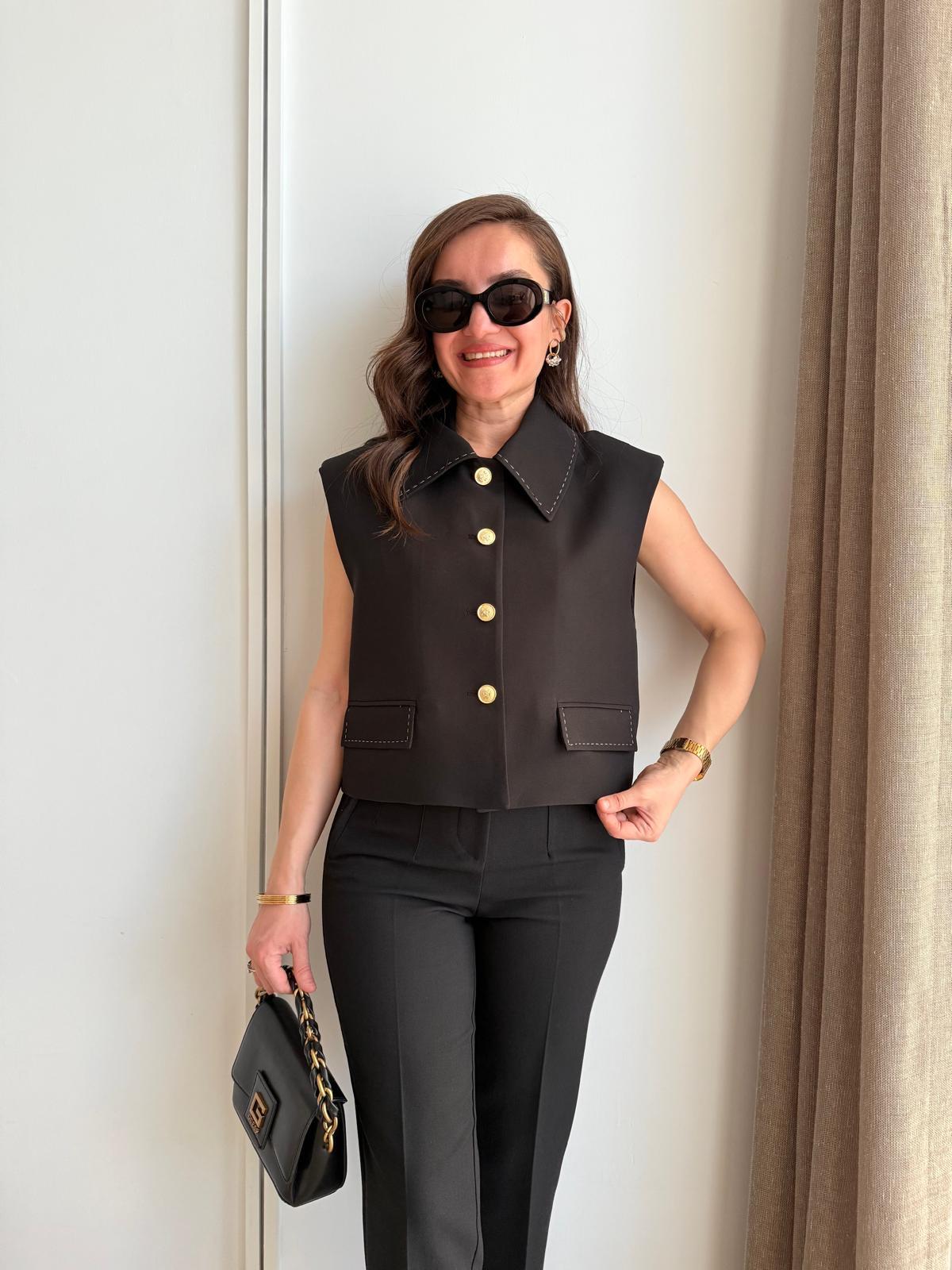 Siyah Vatkalı Dikiş Detay Tasarım Yelek 29183