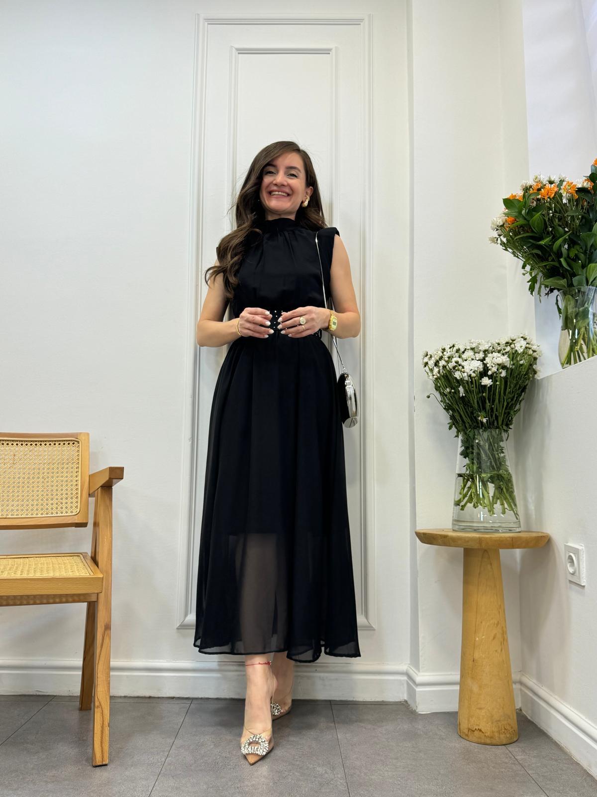 Siyah Vatkalı Kemerli Şifon Elbise 3509