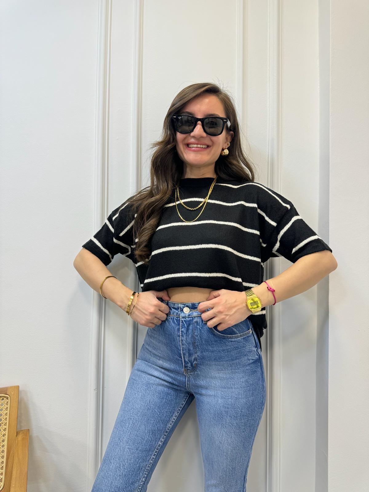 Siyah Yumoş Dokulu Massı Model Çizgili Triko Bluz 5168