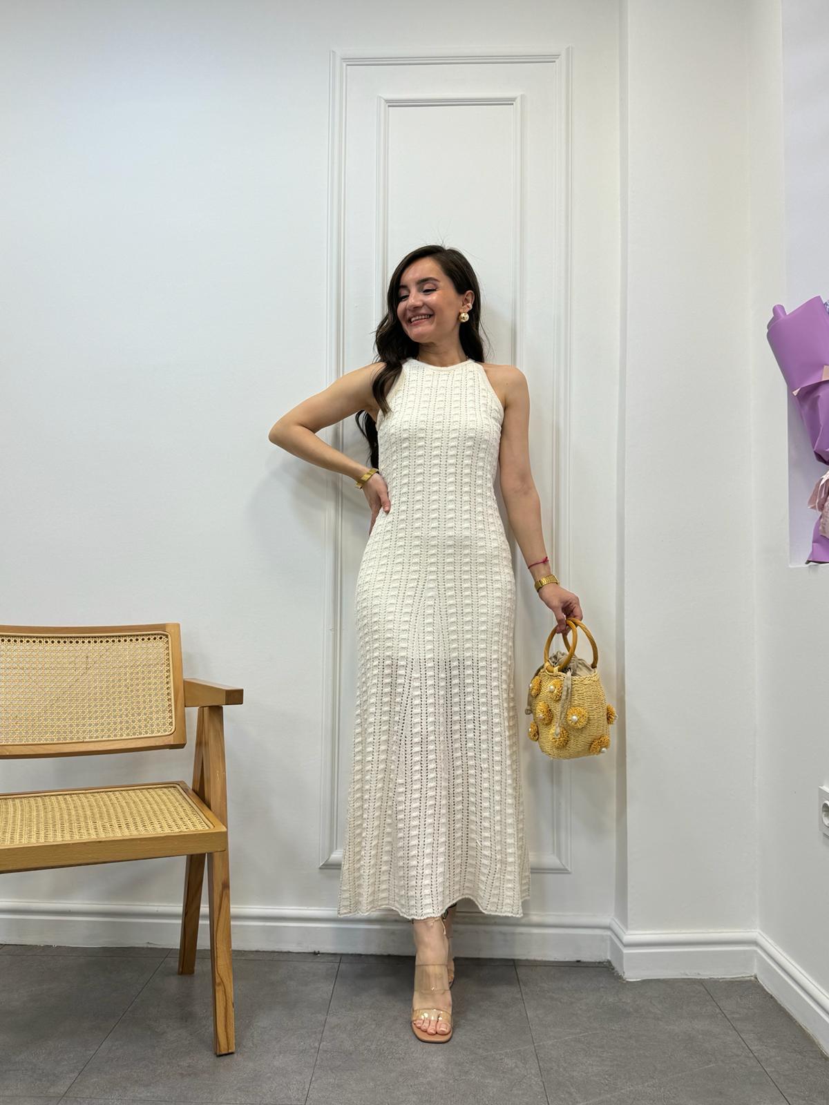 Taş Halter Yaka Ajurlu Astarlı Midi Boy Elbise 5162