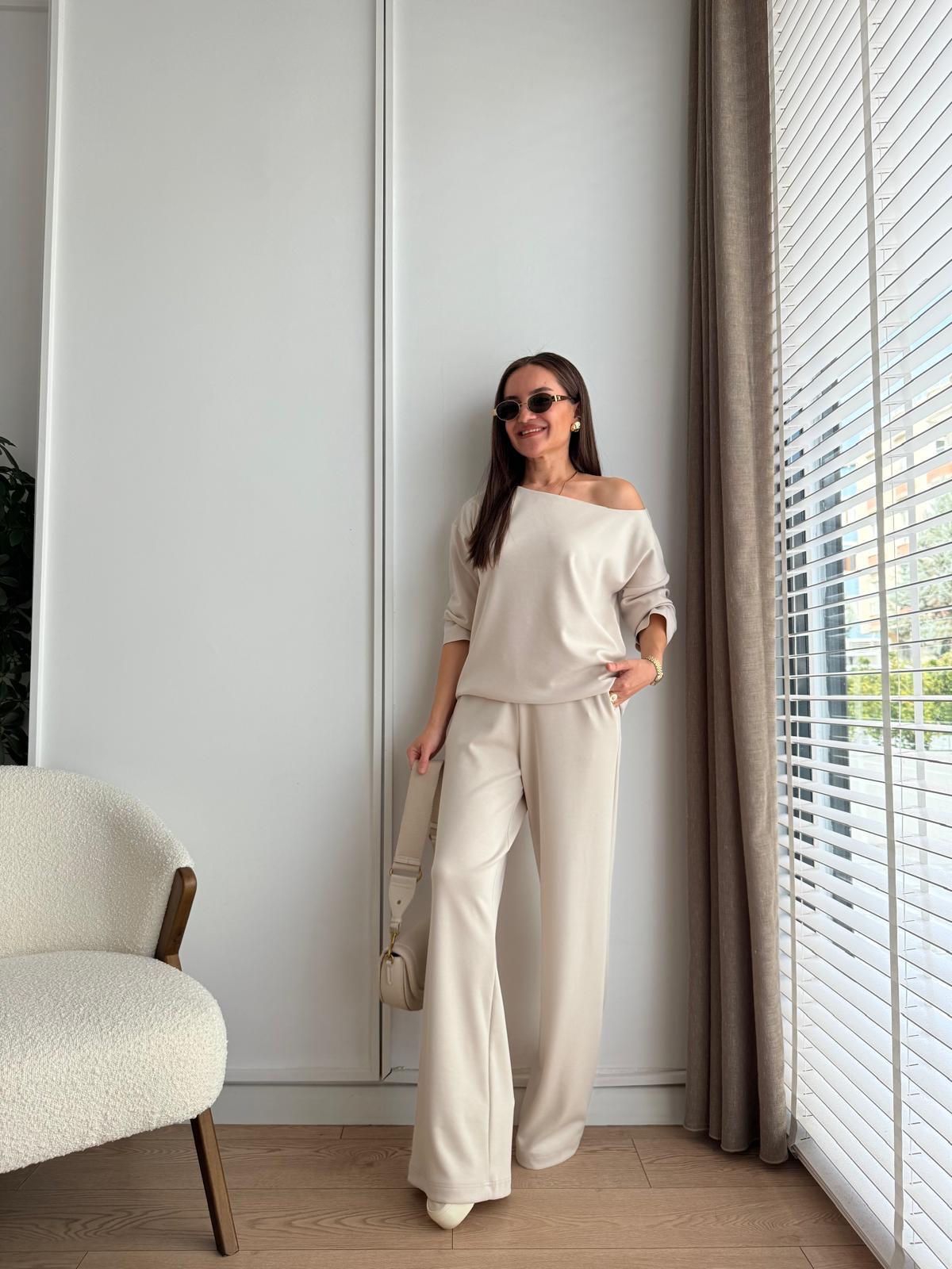Taş Kayık Yaka Modal Kumaş Bluz Pantolon Takım 255335