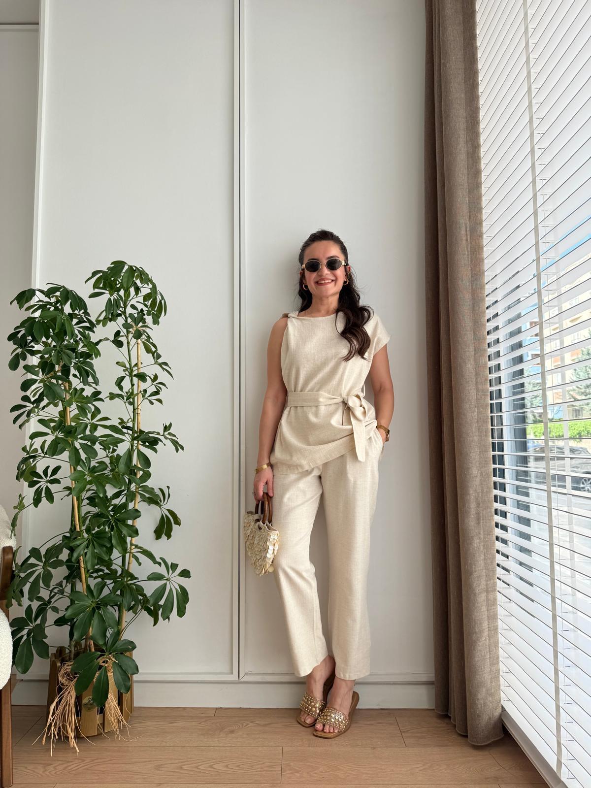 Taş Omuz Detaylı Bluz Pantolon Takım 8644