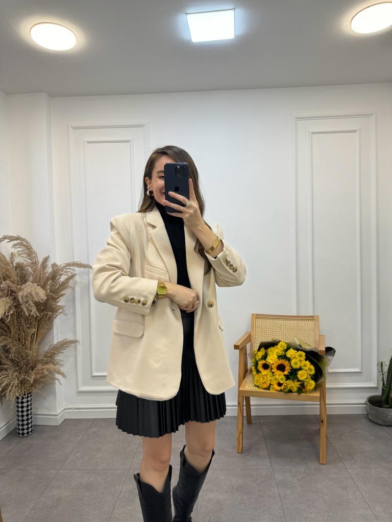 Taş Premium Kalite Düğme Detaylı Blazer Ceket 9355