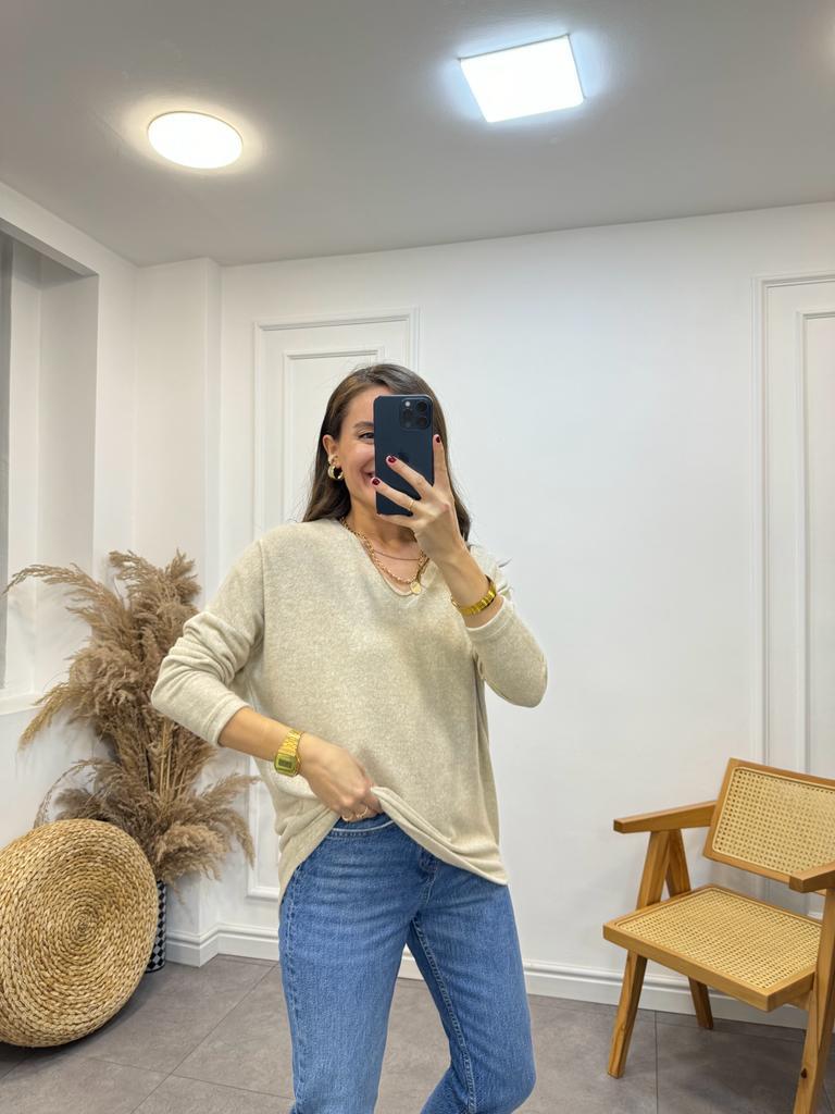 Taş V Yaka Yumoş Triko Bluz 7590
