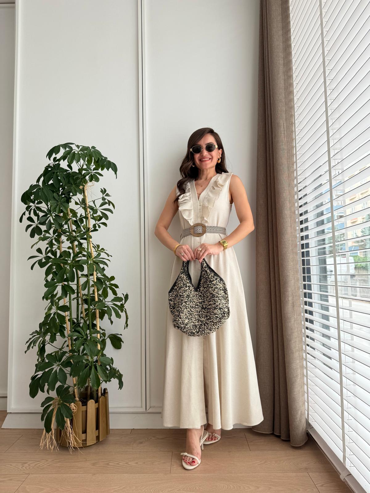 Taş Yaka Volan Detaylı Kemerli Elbise 8547