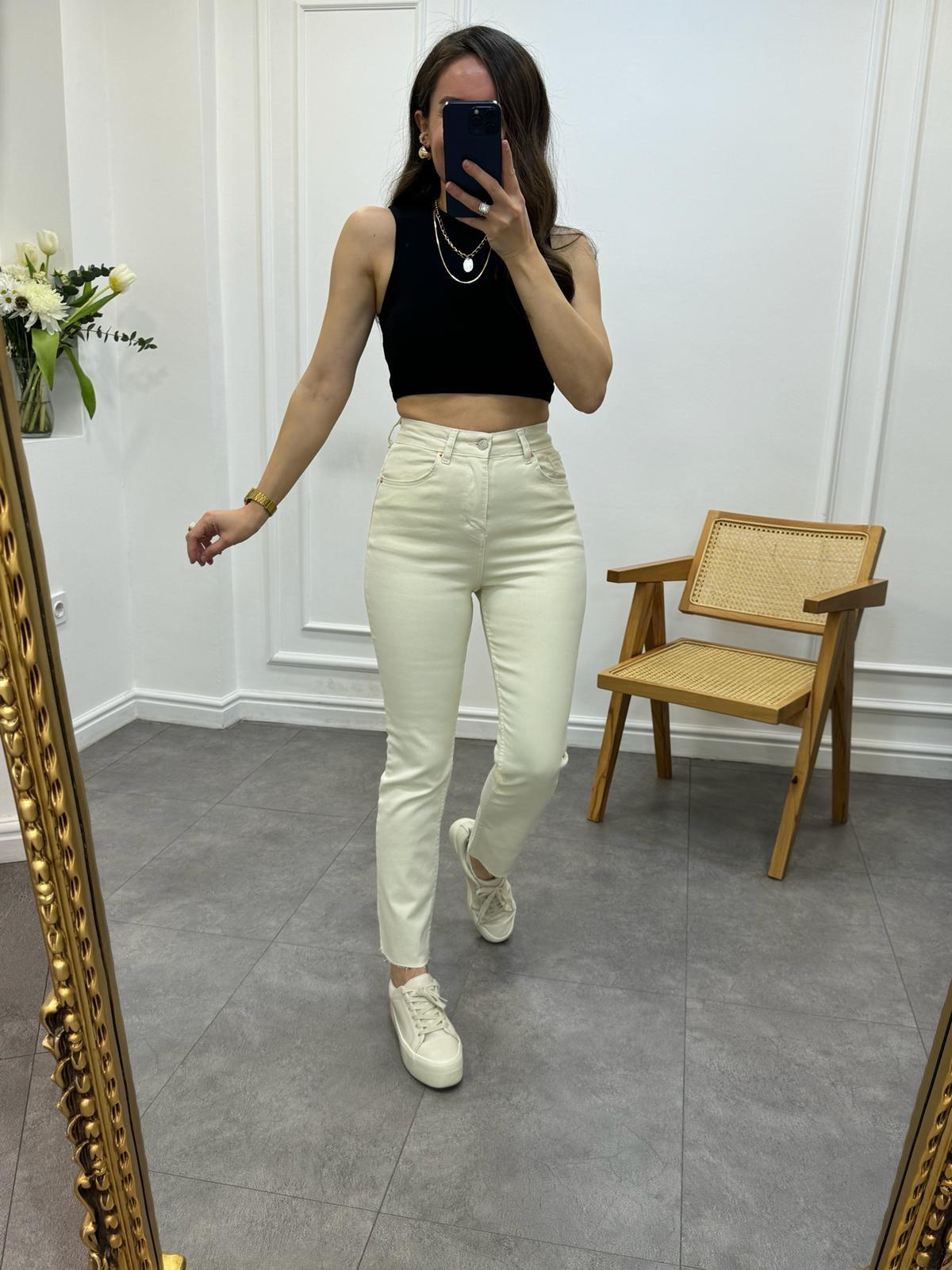 Taş Yüksek Bel Paçası Kesik Mom Jean 0520