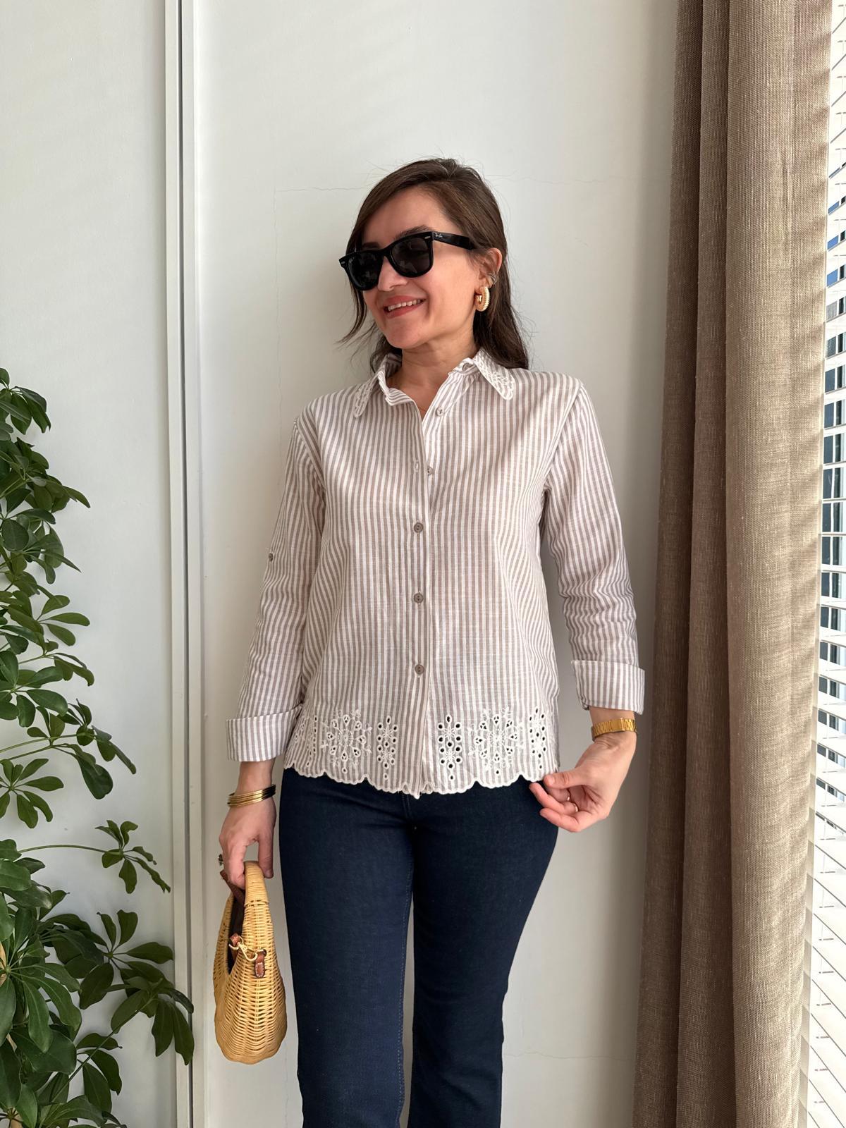 Vizon Çizgili Nakış İşleme Detaylı Gömlek 044