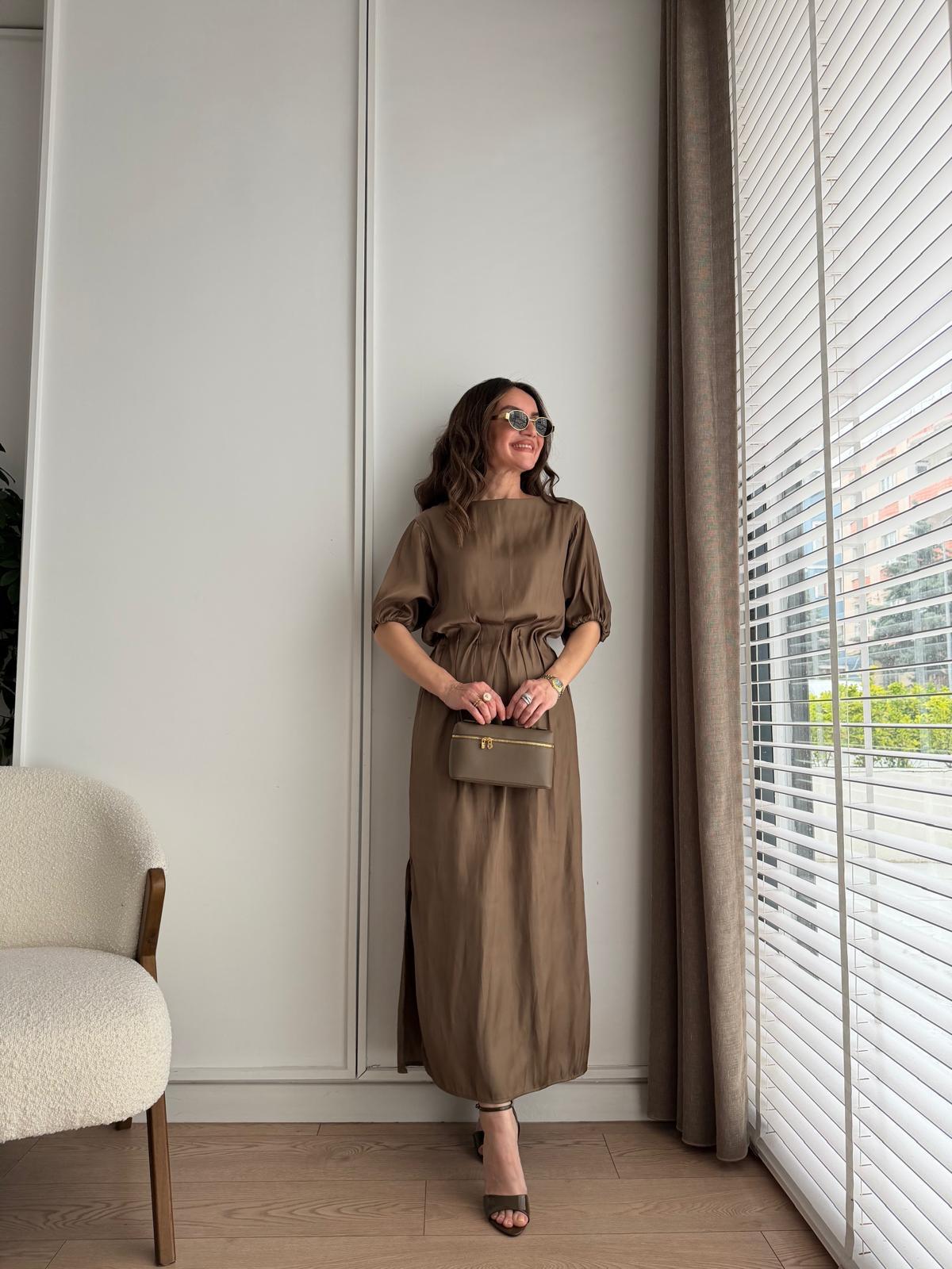 Yağyeşili Balon Kol Crhuslı Saten Elbise 213