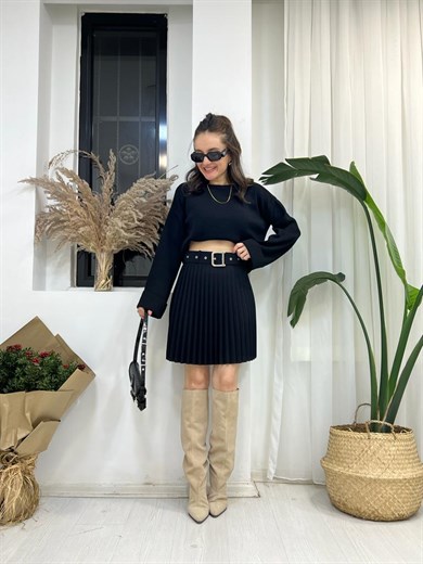 Siyah Kemerli Piliseli Mini Etek 335