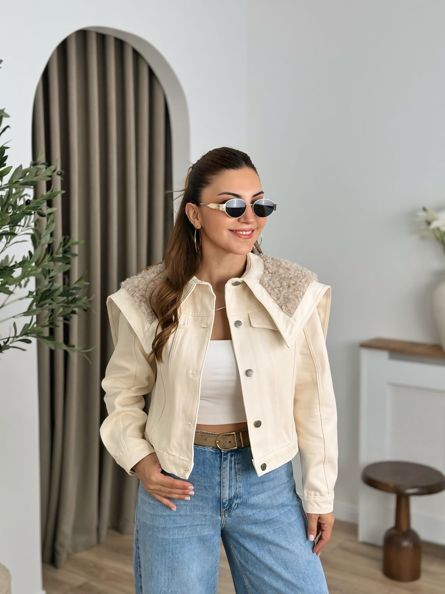 Bej Düğmeli Astarlı Kürklü Gabardin Ceket 6379