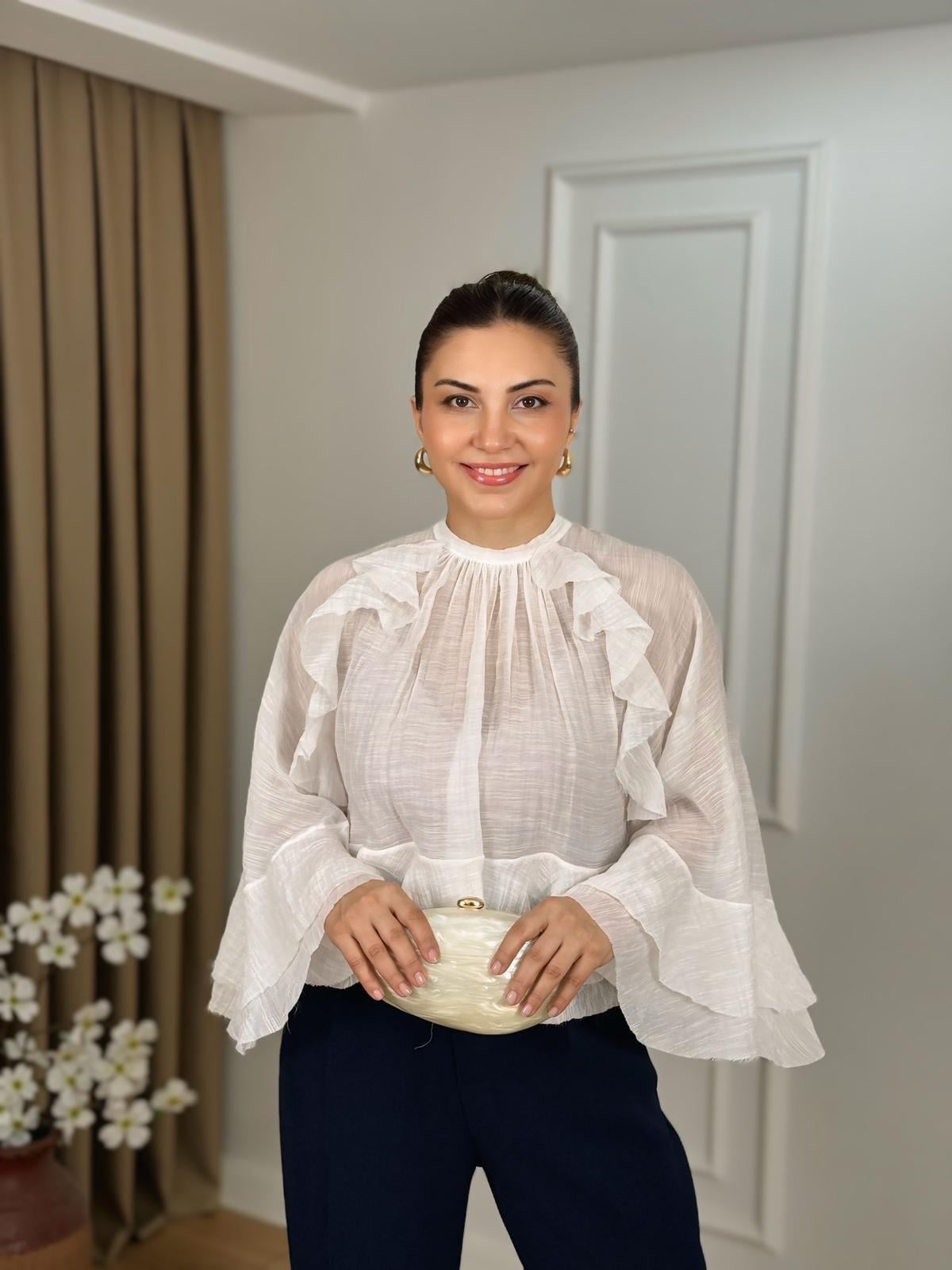 Ekru Bisiklet Yaka Volanlı Boyundan Bağlamalı Pamuk Keten Bluz 5009