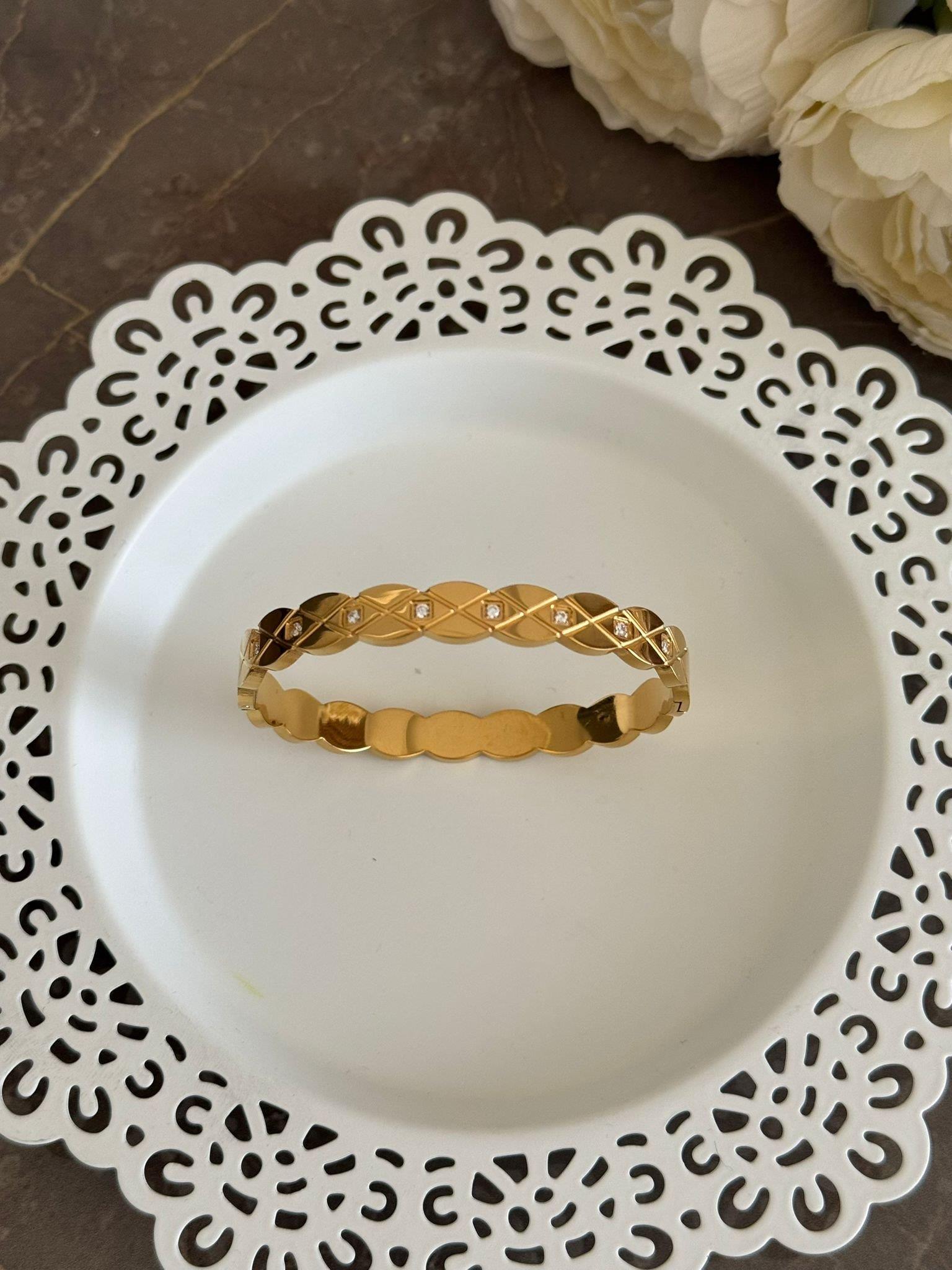 Gold Desenli Çelik Kelepçe MSL36